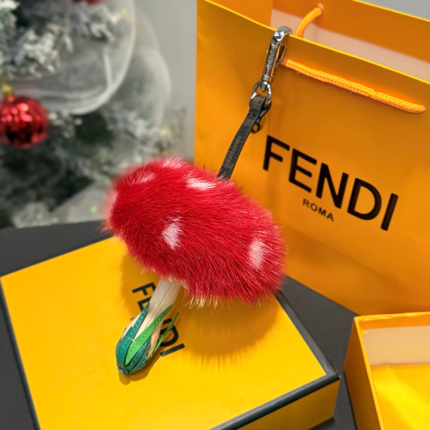 Ключницы Fendi 1678388