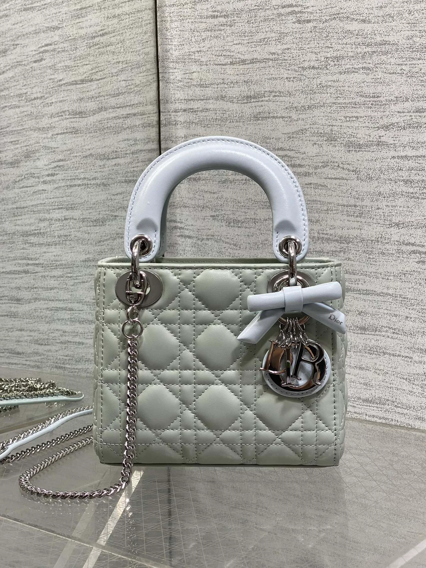 Классические Сумки Женские Christian Dior 12242808