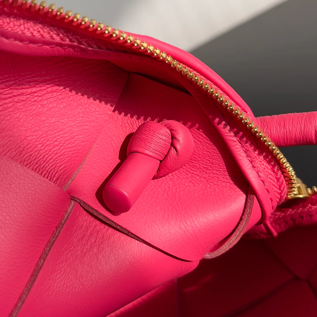Классические Сумки Женские Bottega Veneta 17434803