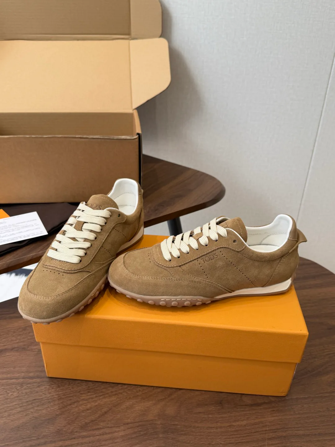 Кроссовки Женские Tod's 18687237