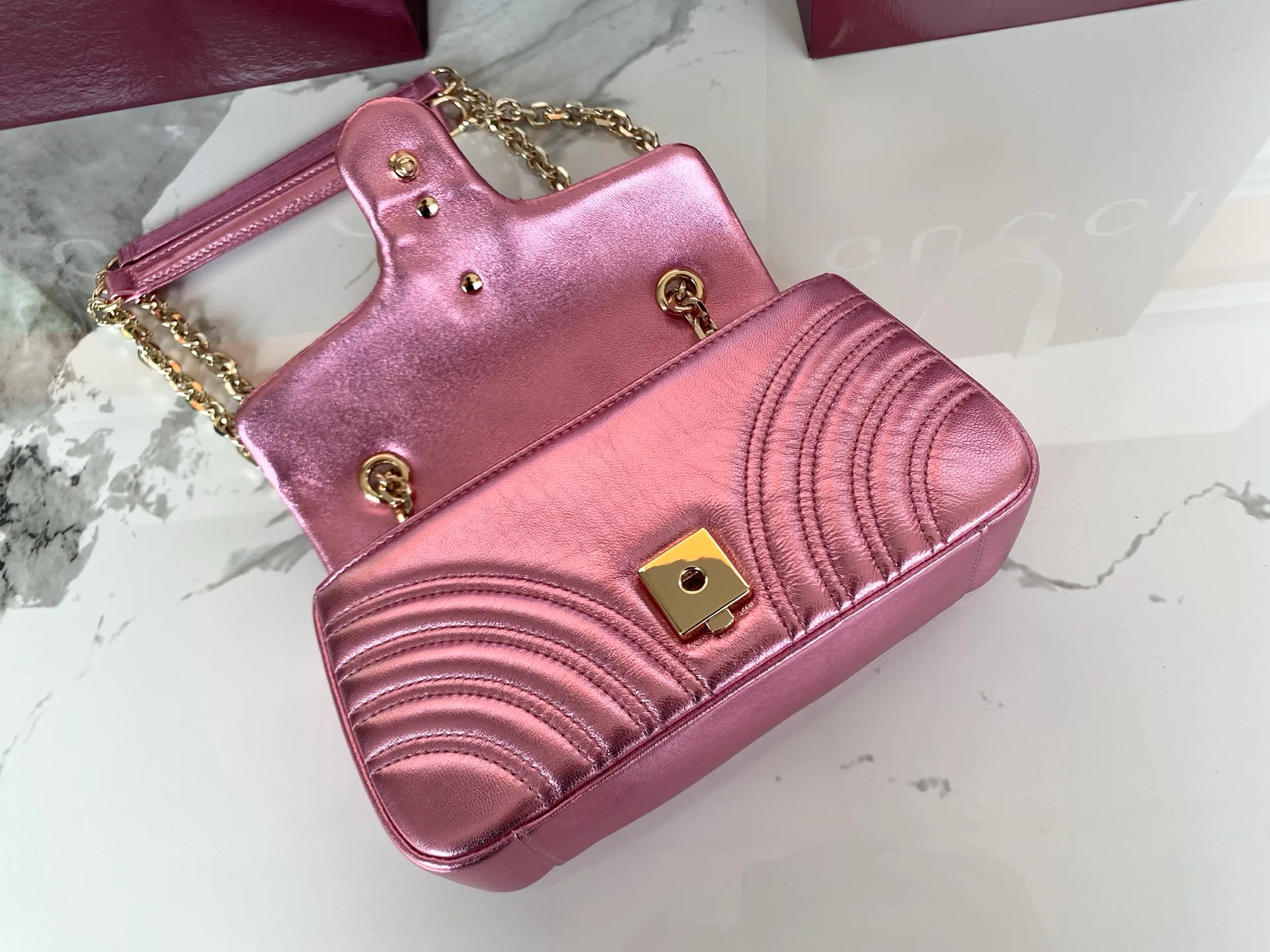 Классические Сумки Женские Gucci 10415418