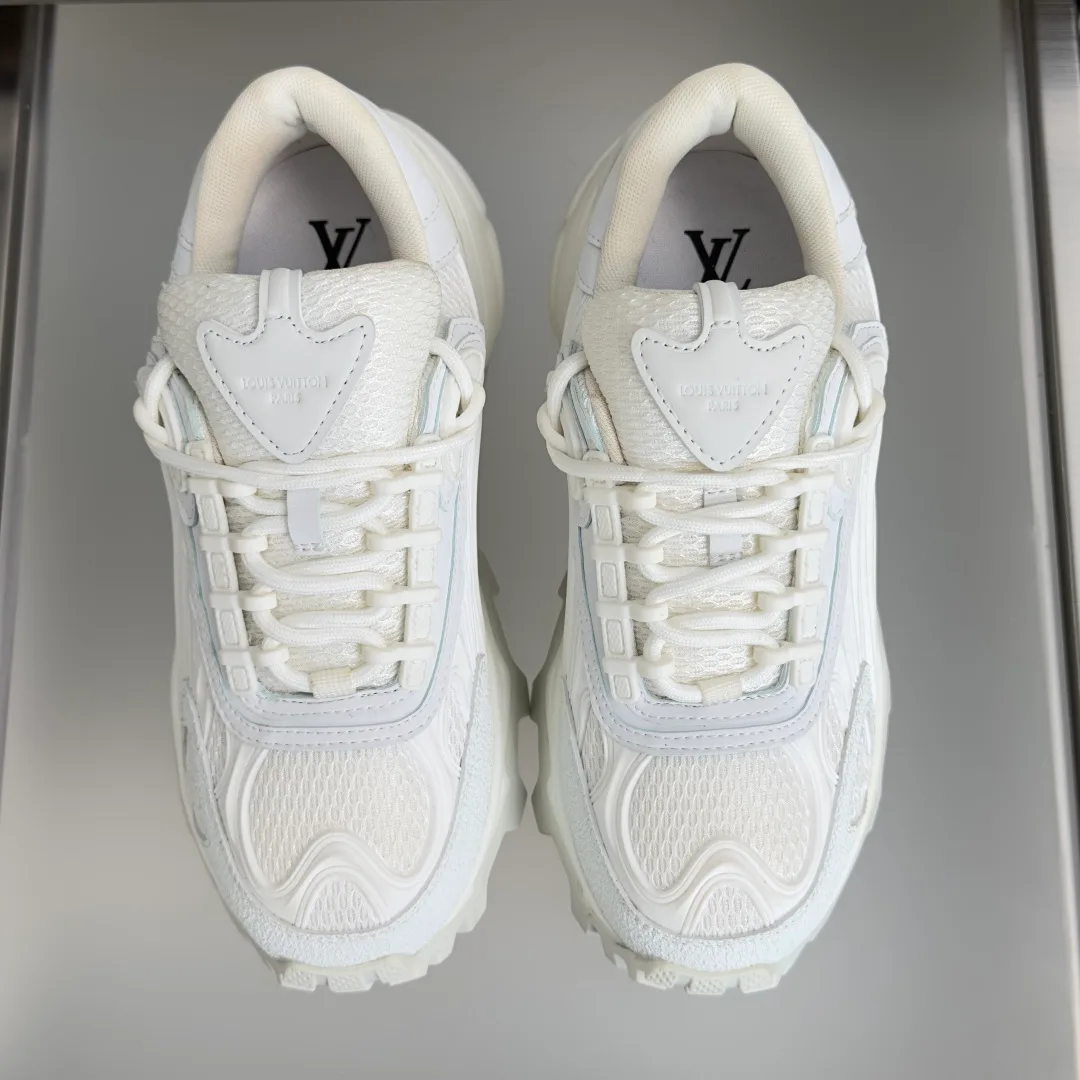 Кроссовки Женские Louis Vuitton 17950391