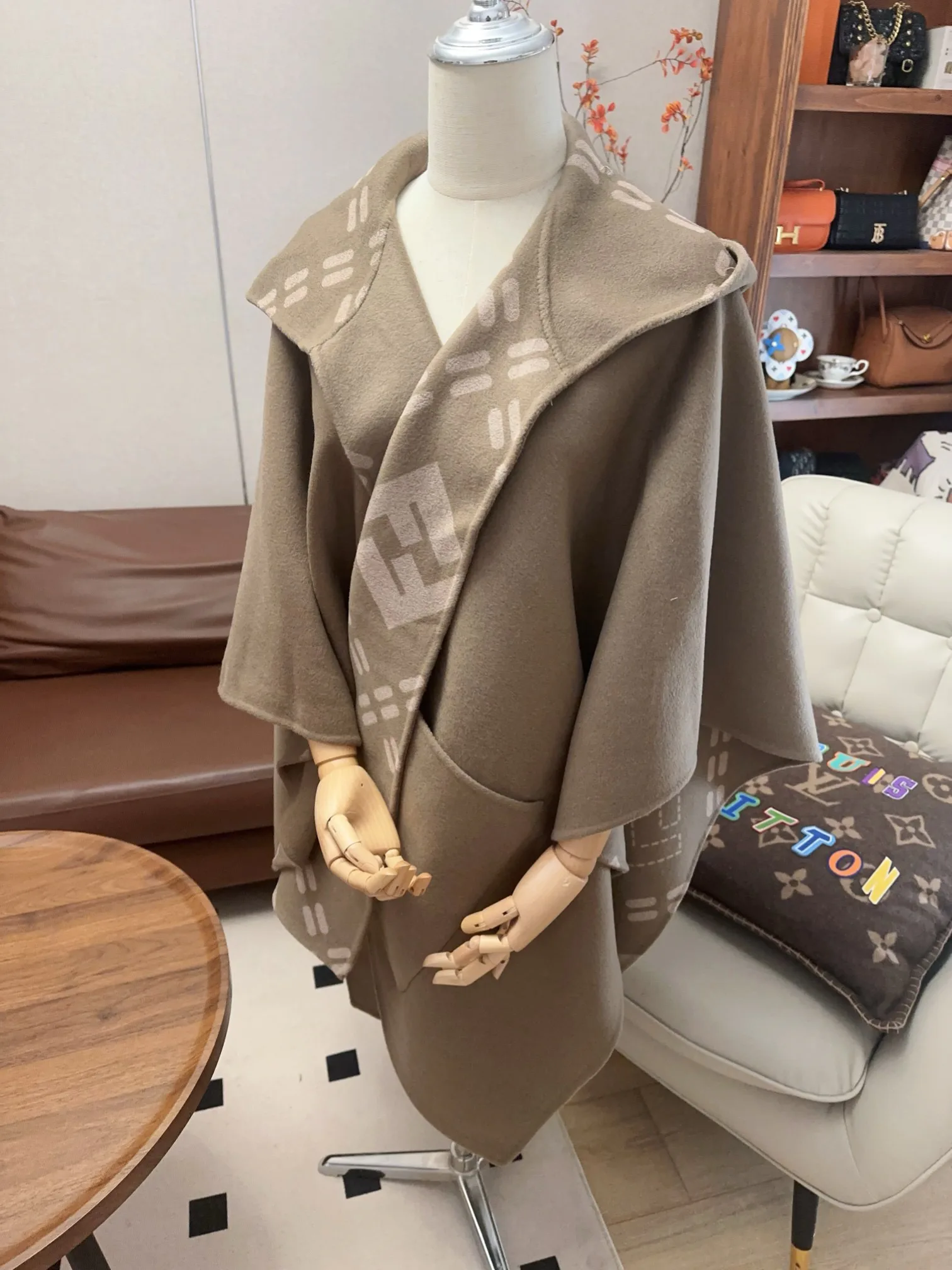 Шарфы Fendi 789879