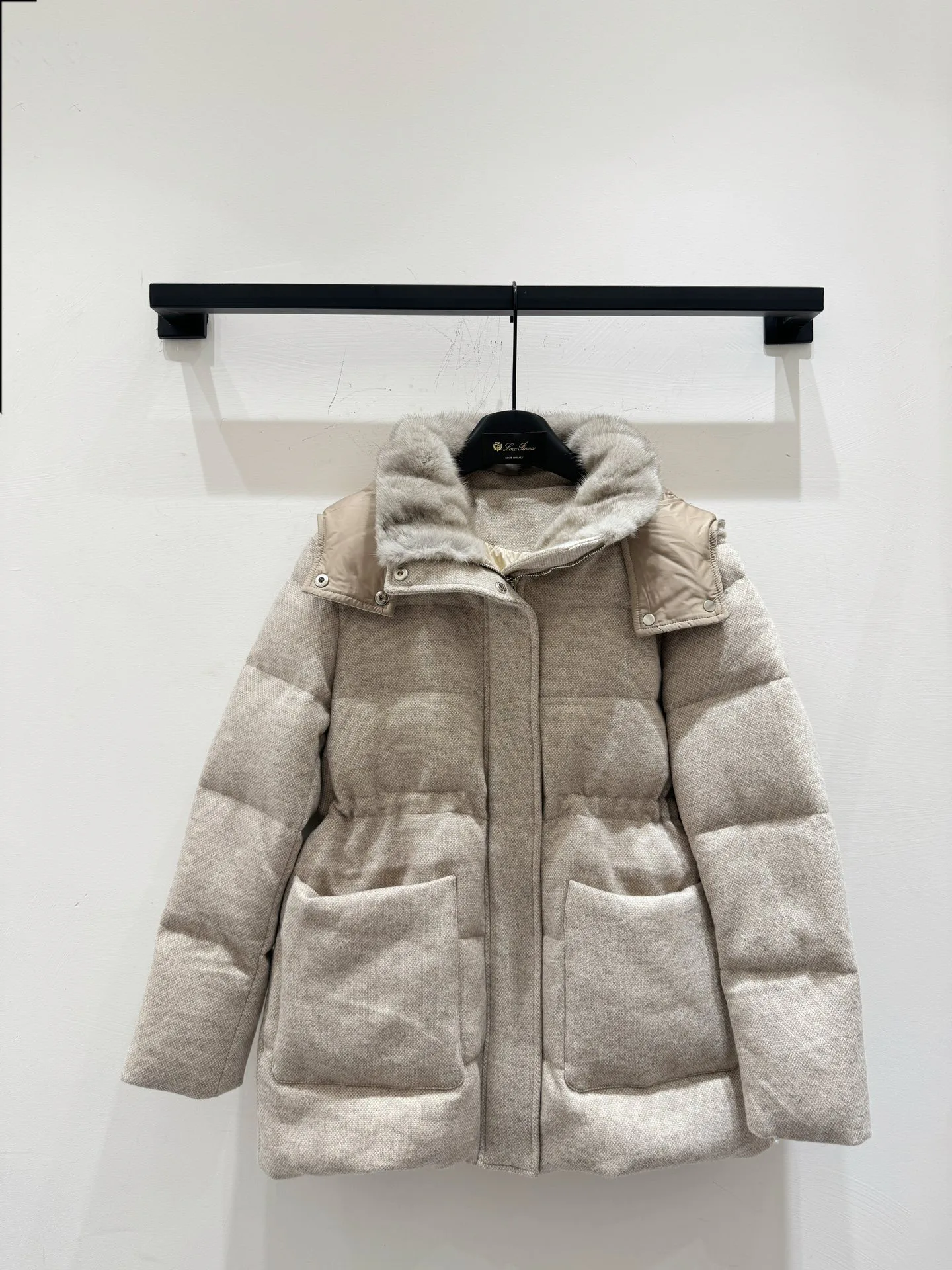 Куртки И Пуховики Женские Loro Piana 19541106