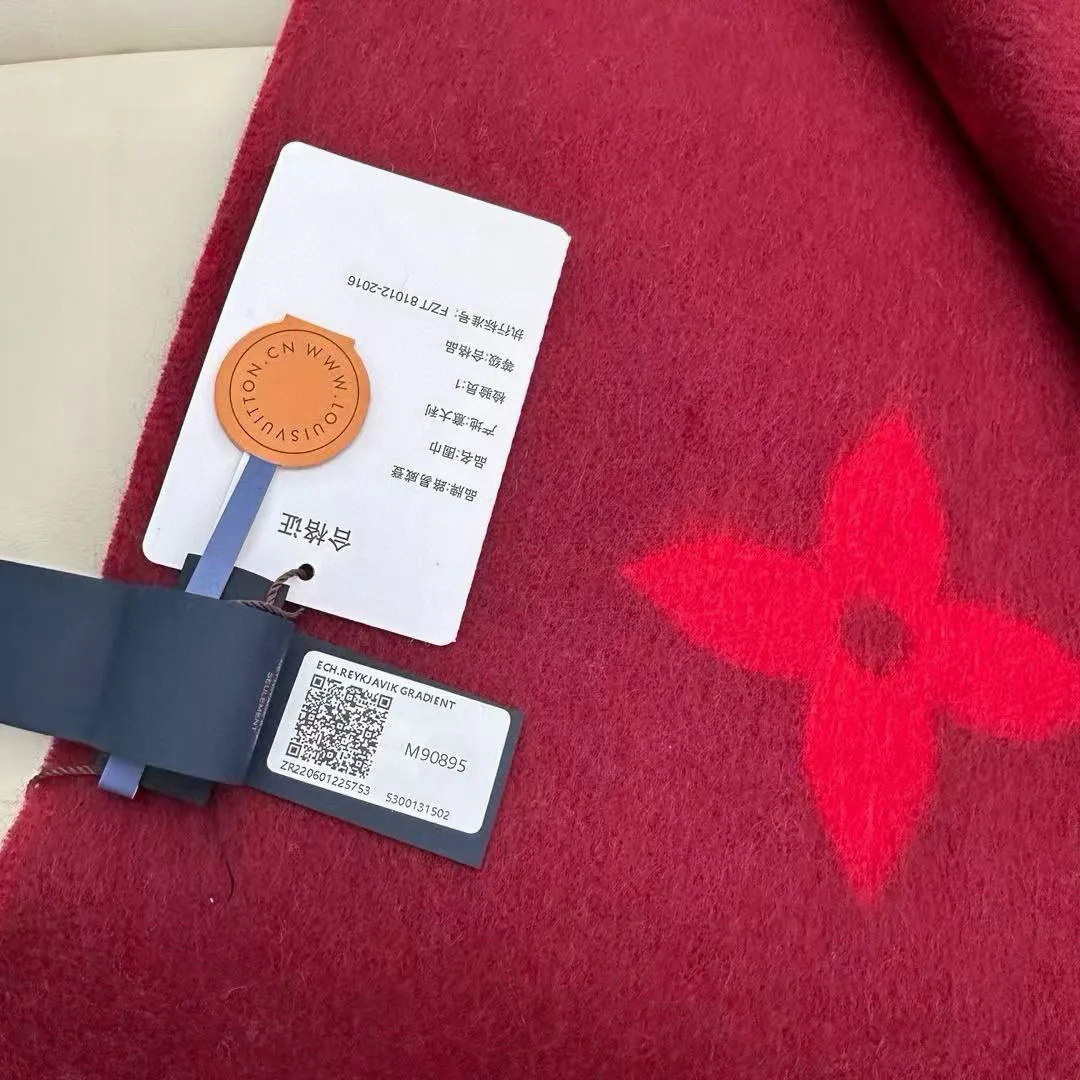 Шарфы Louis Vuitton 4408