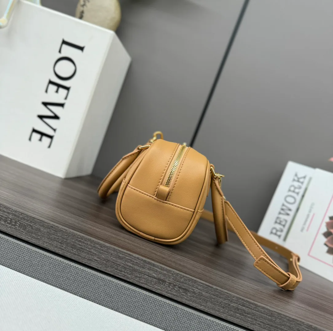 Классические Сумки Женские Loewe 245311