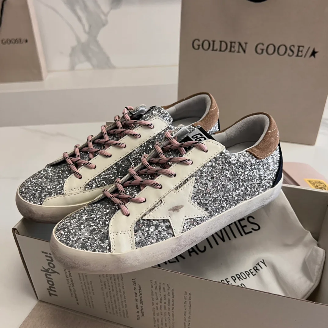 Кроссовки Женские Golden Goose 16995667