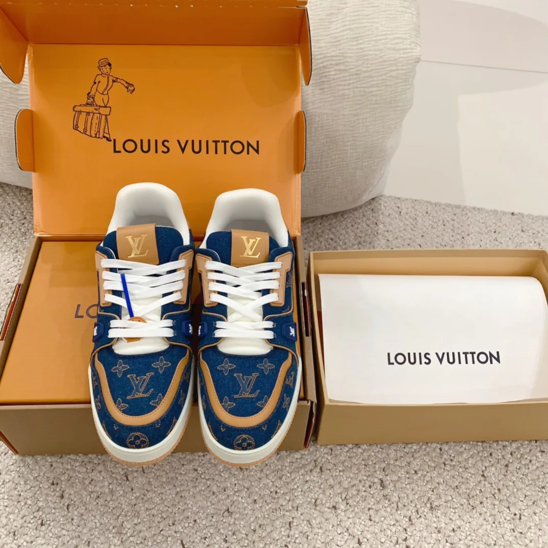 Кроссовки Женские Louis Vuitton 10290634