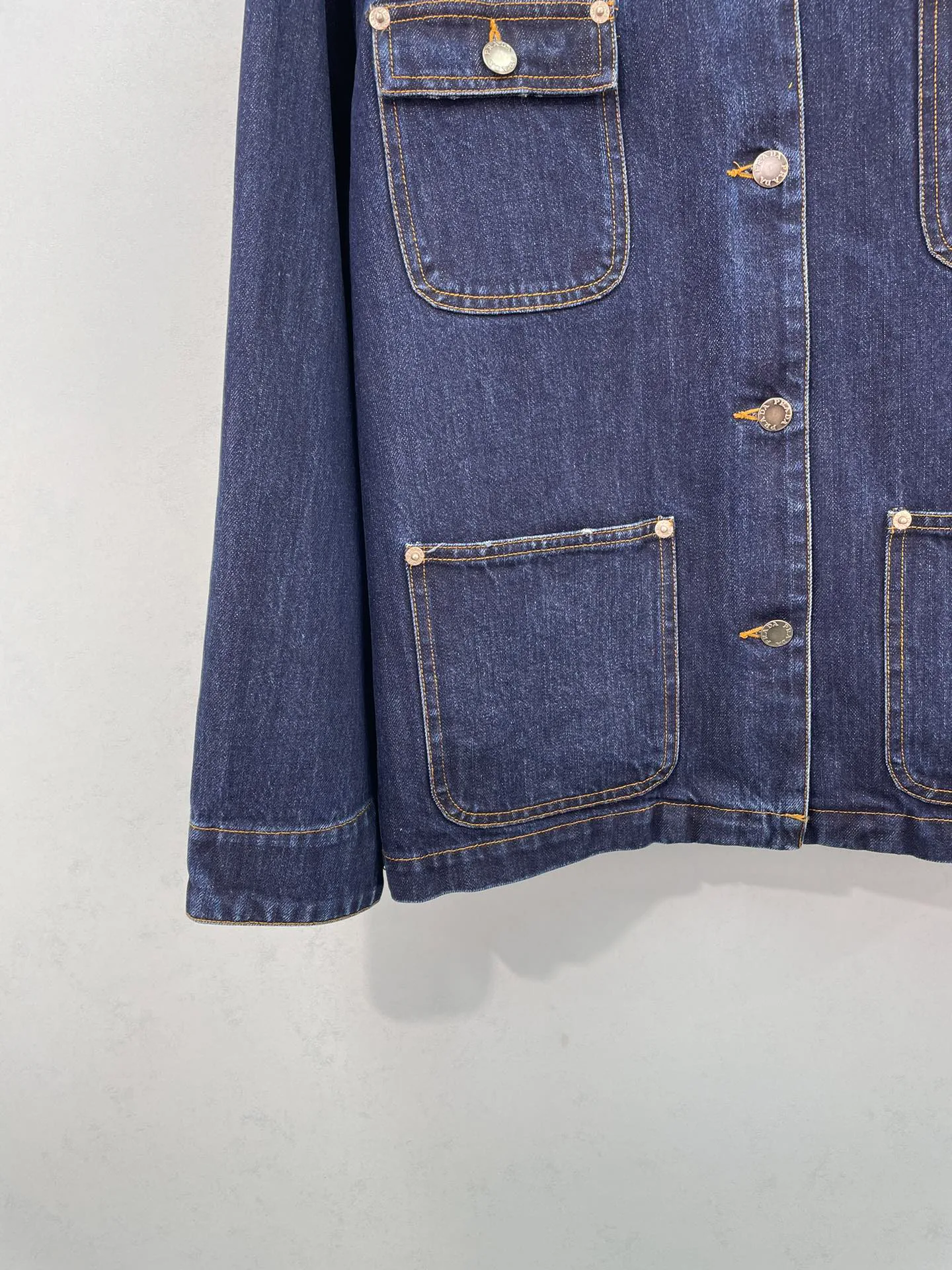 Куртки И Пуховики Женские Prada 18612458