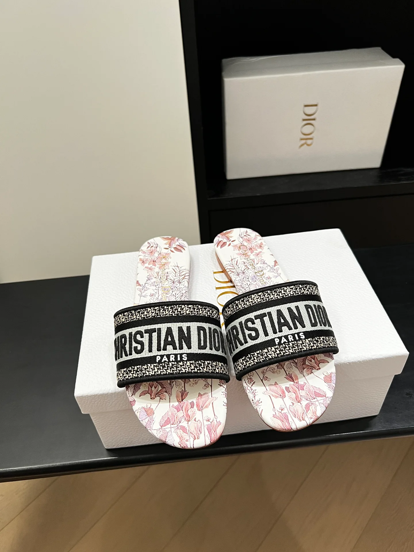 Шлепанцы Женские Christian Dior 11884683