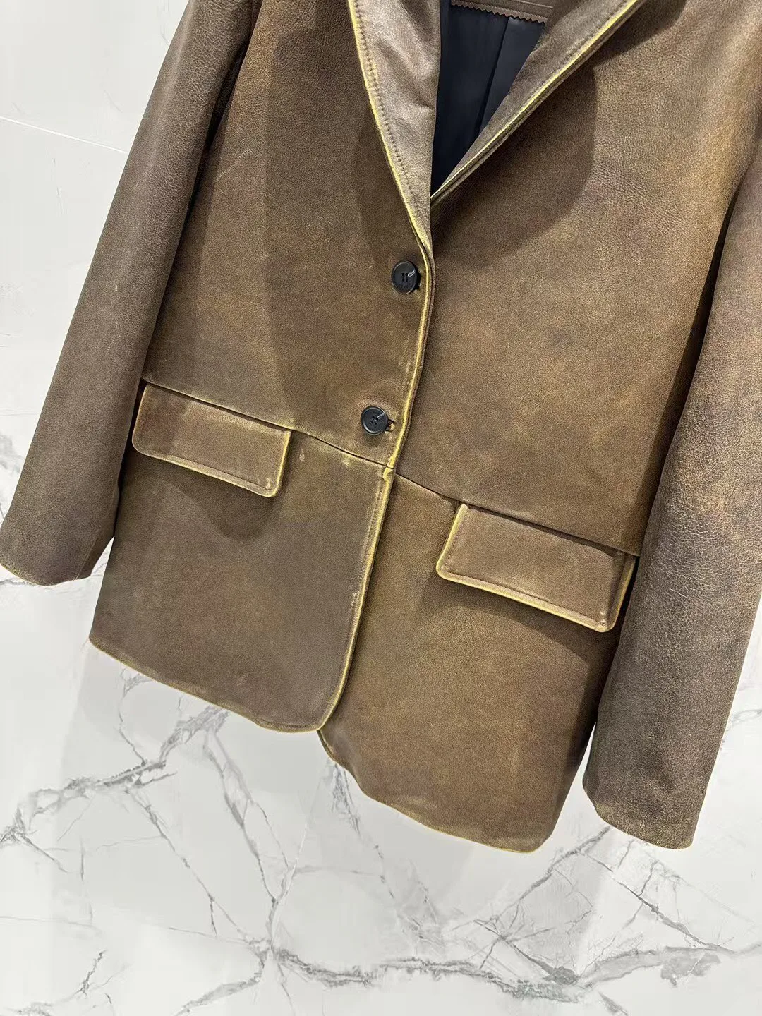Кожаные Куртки И Дублёнки Женские Prada 13186431