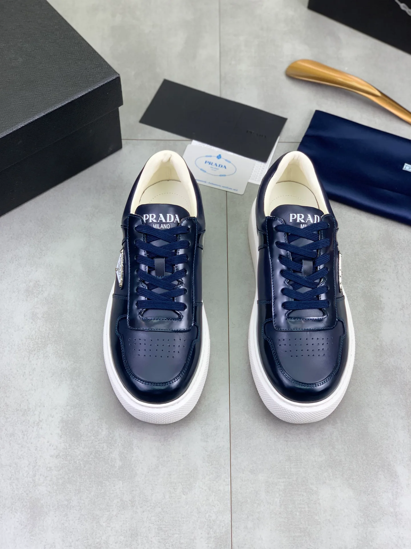 Кроссовки Мужские Prada 13428273