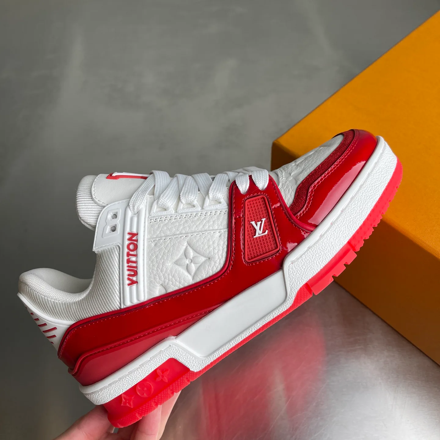 Кроссовки Женские Louis Vuitton 275297
