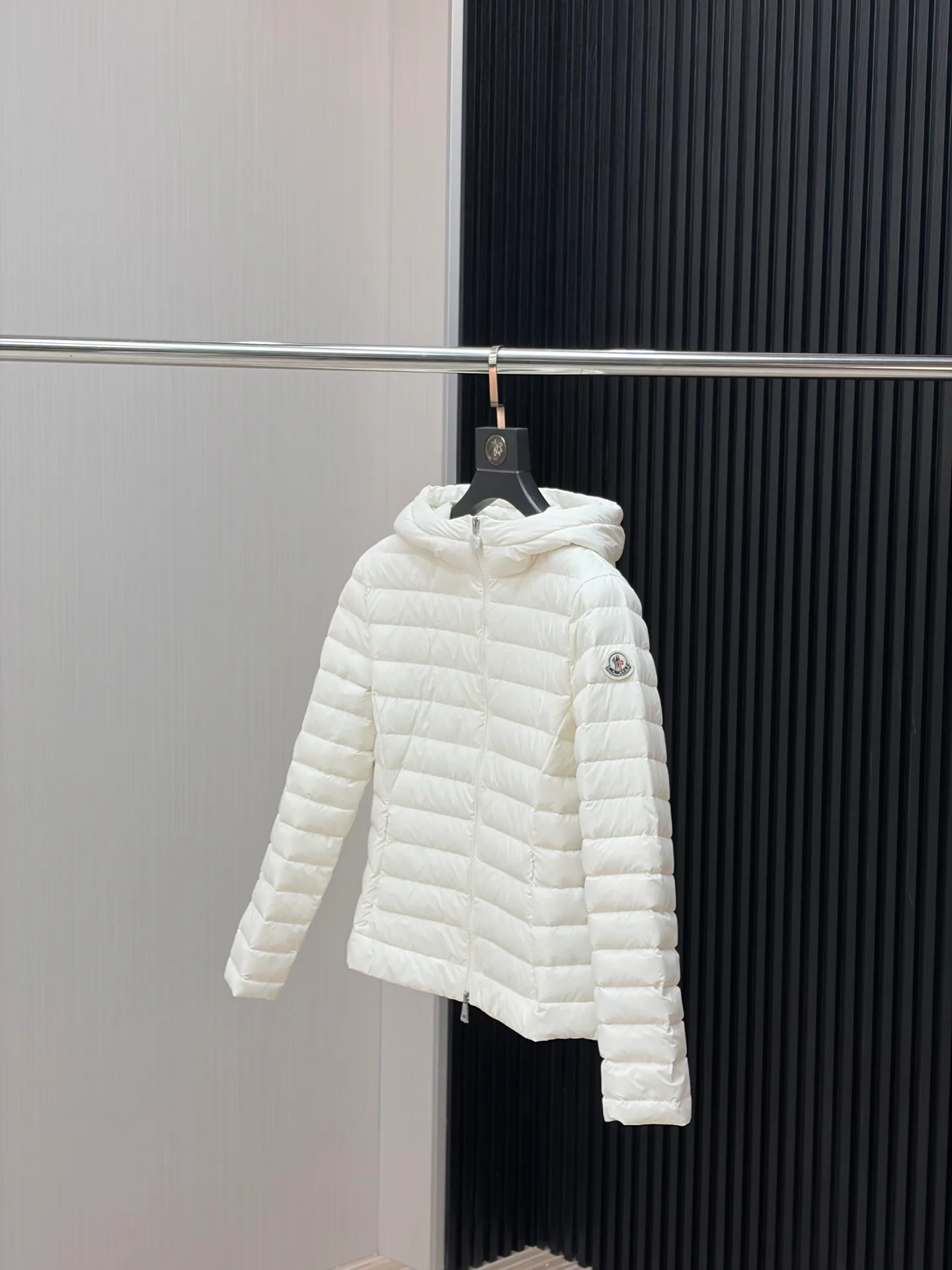Куртки И Пуховики Мужские Moncler 17908041