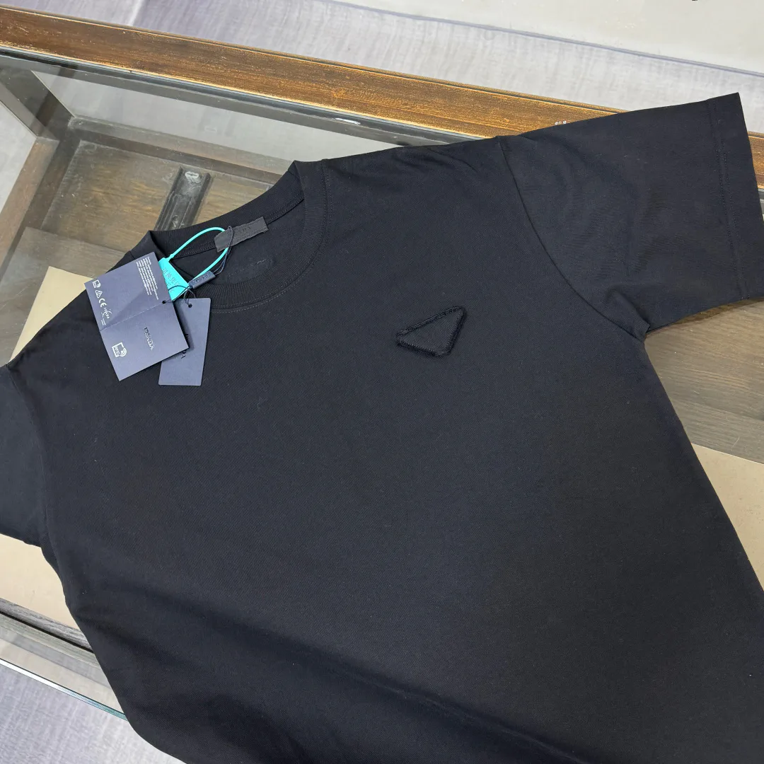 Футболки Женские Prada 10438885