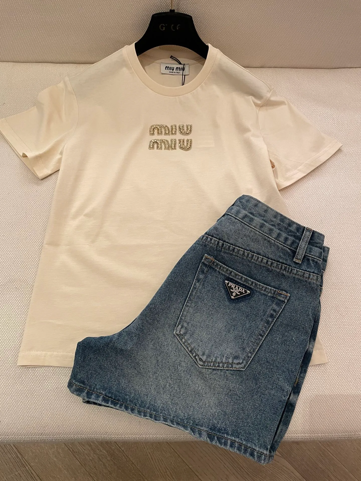 Футболки Женские Miu Miu 18570