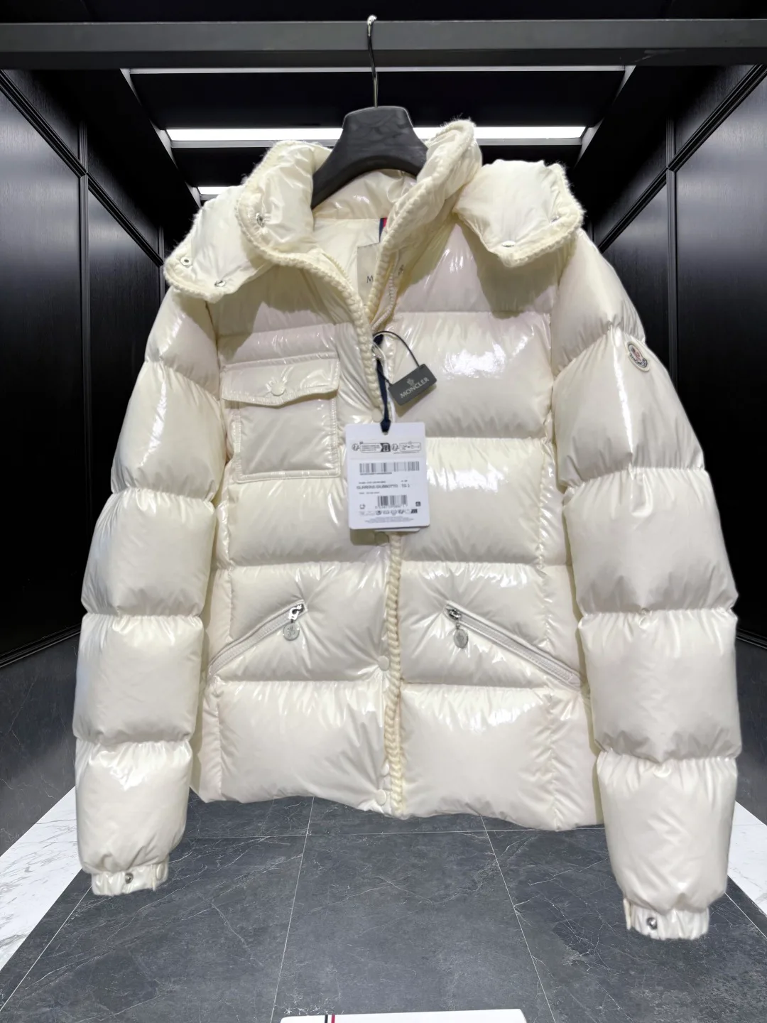 Куртки И Пуховики Женские Moncler 18741290