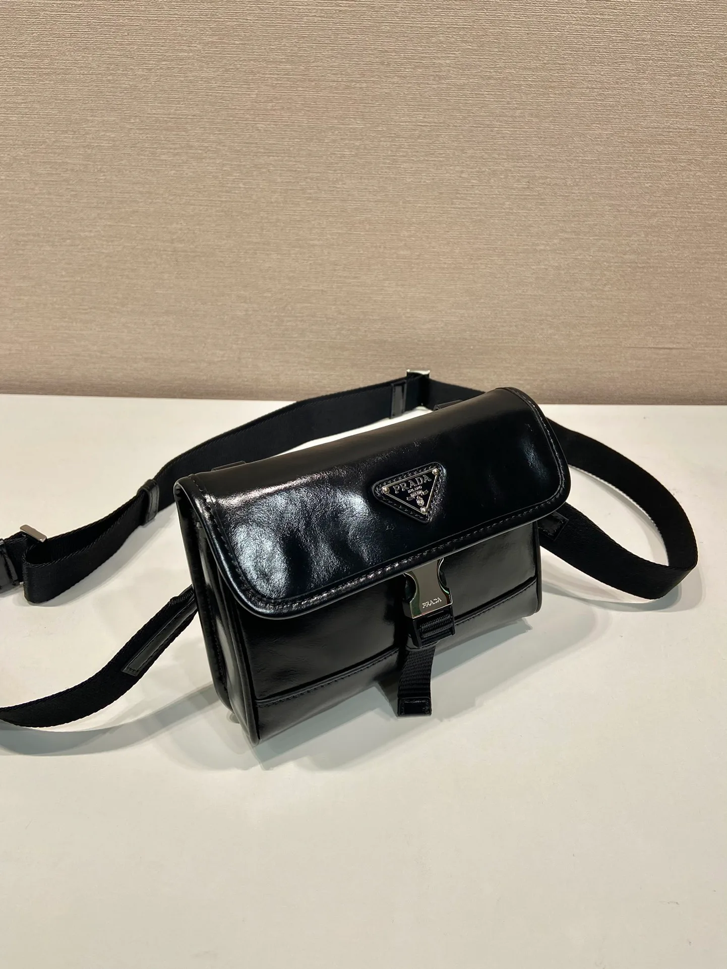 Сумки На Ремне Женские Prada 13346070