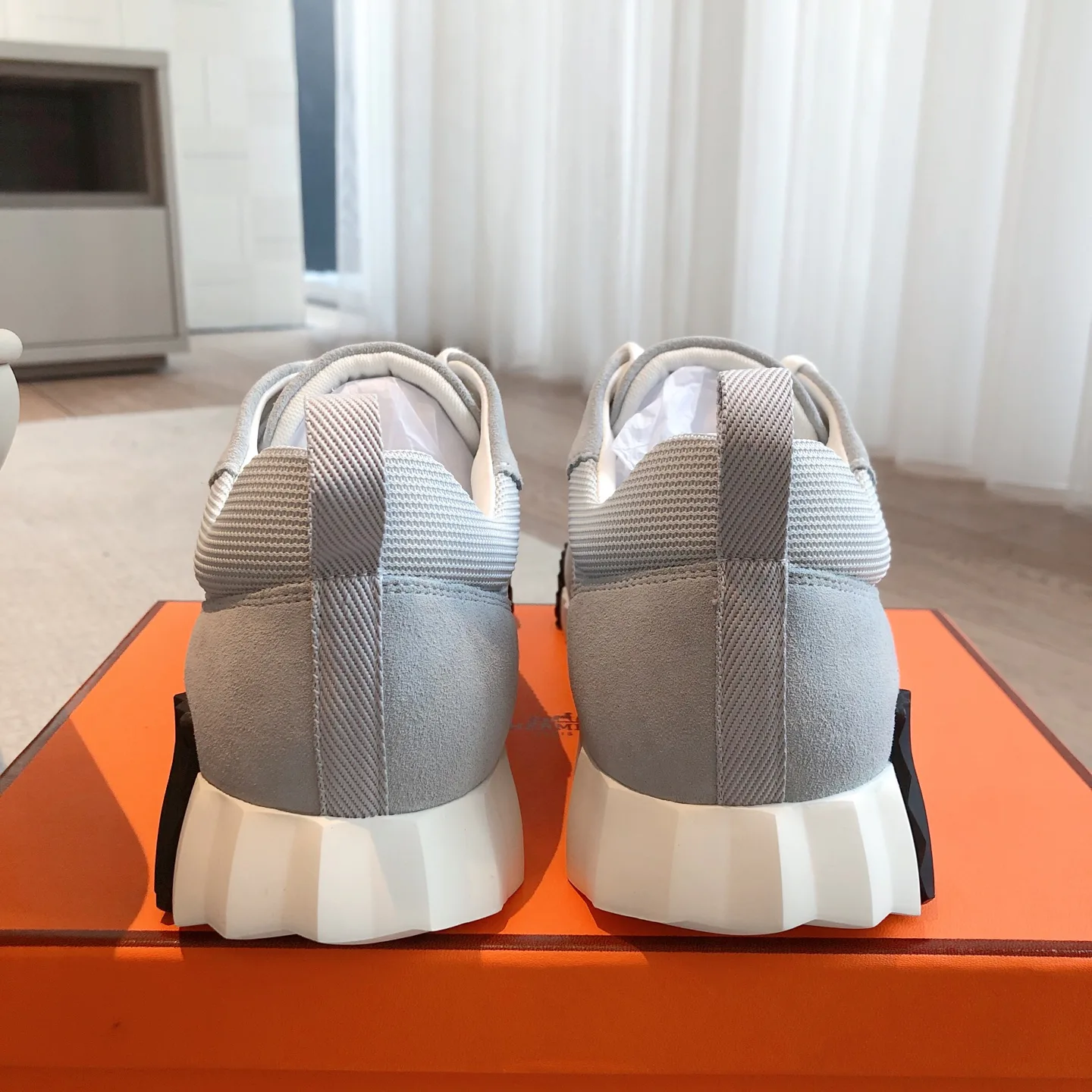 Кроссовки Женские Hermes 1154426