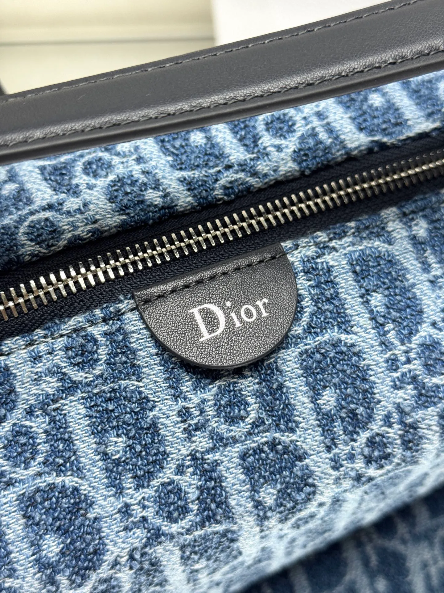 Сумки На Ремне Женские Christian Dior 17463944