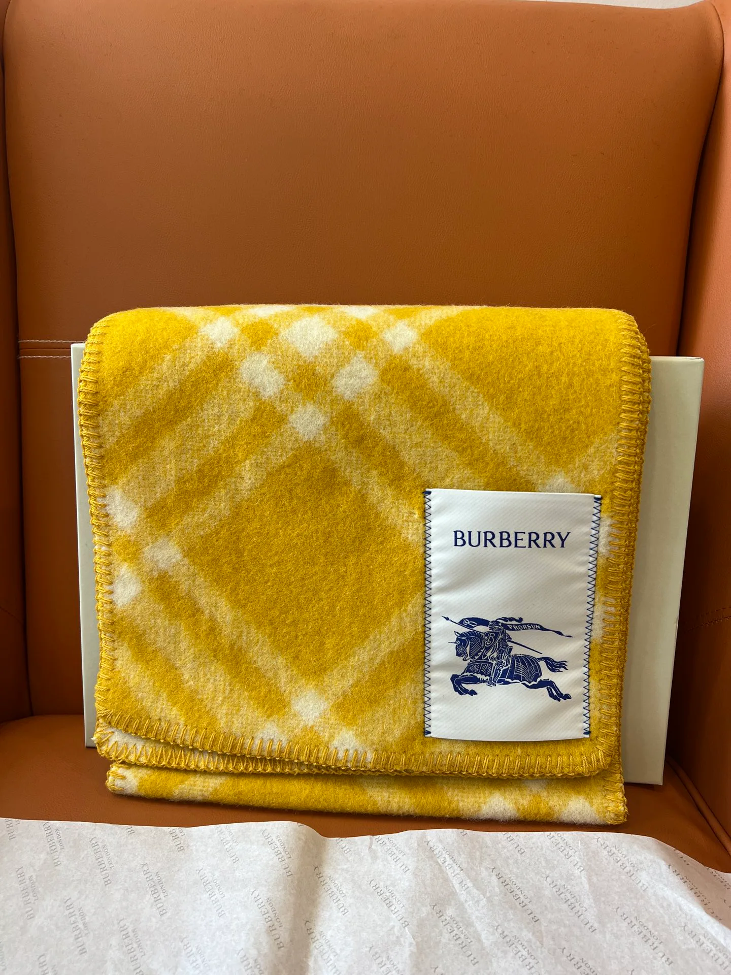 Шарфы Burberry 4518646