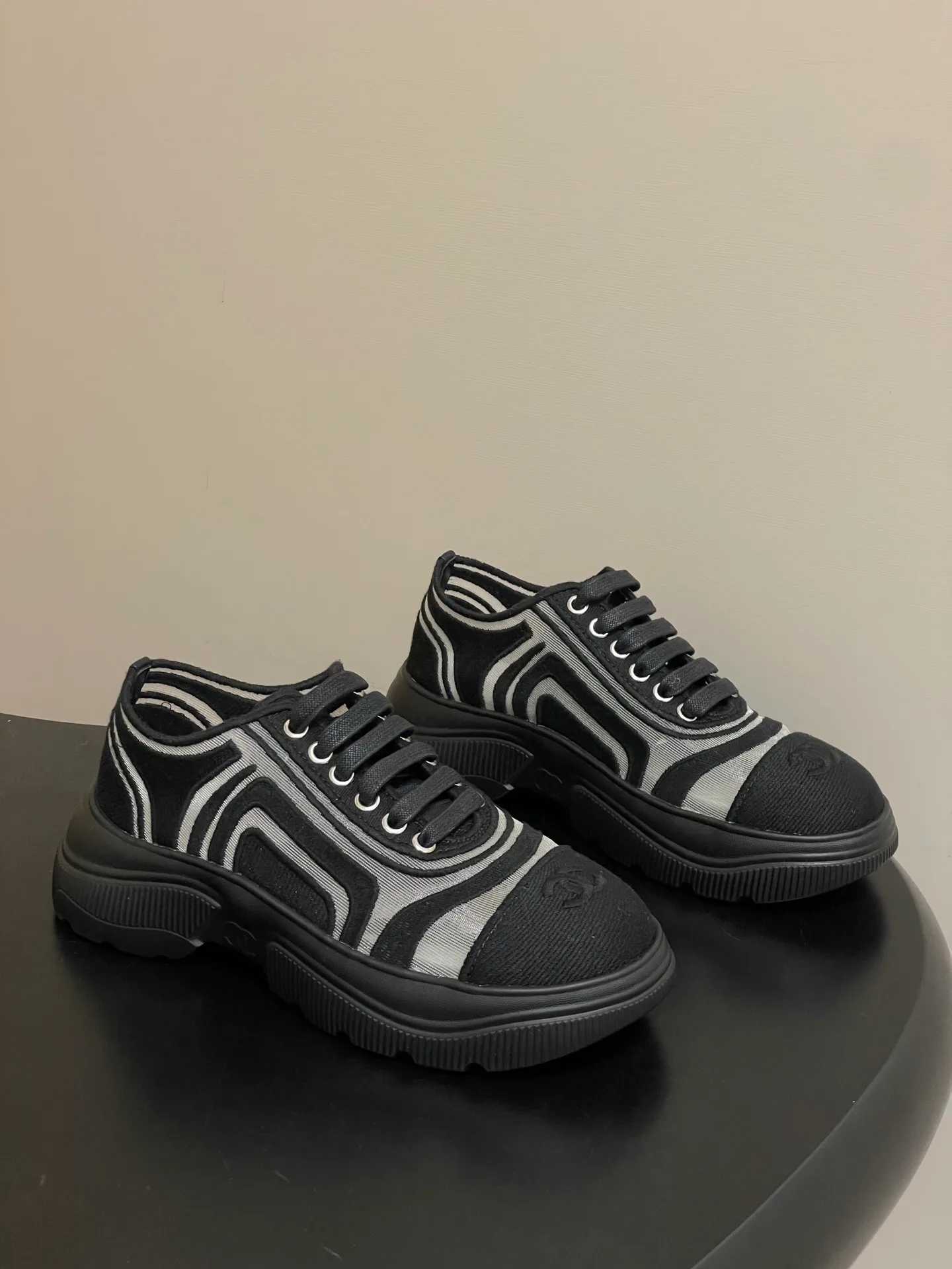 Кроссовки Женские Chanel 725613