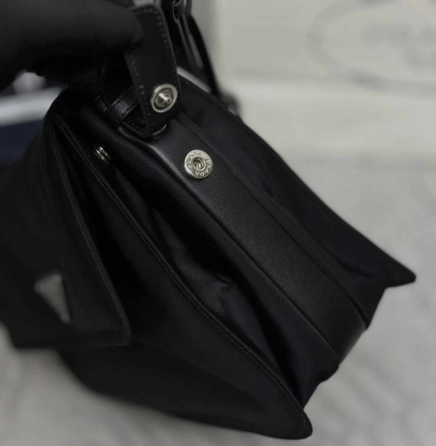 Сумки На Ремне Женские Prada 11682087