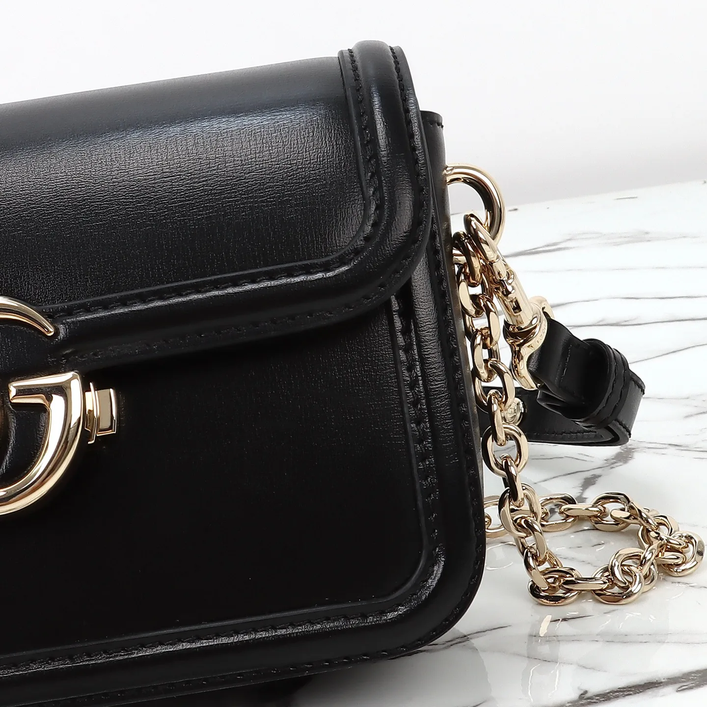 Классические Сумки Женские Gucci 18210726