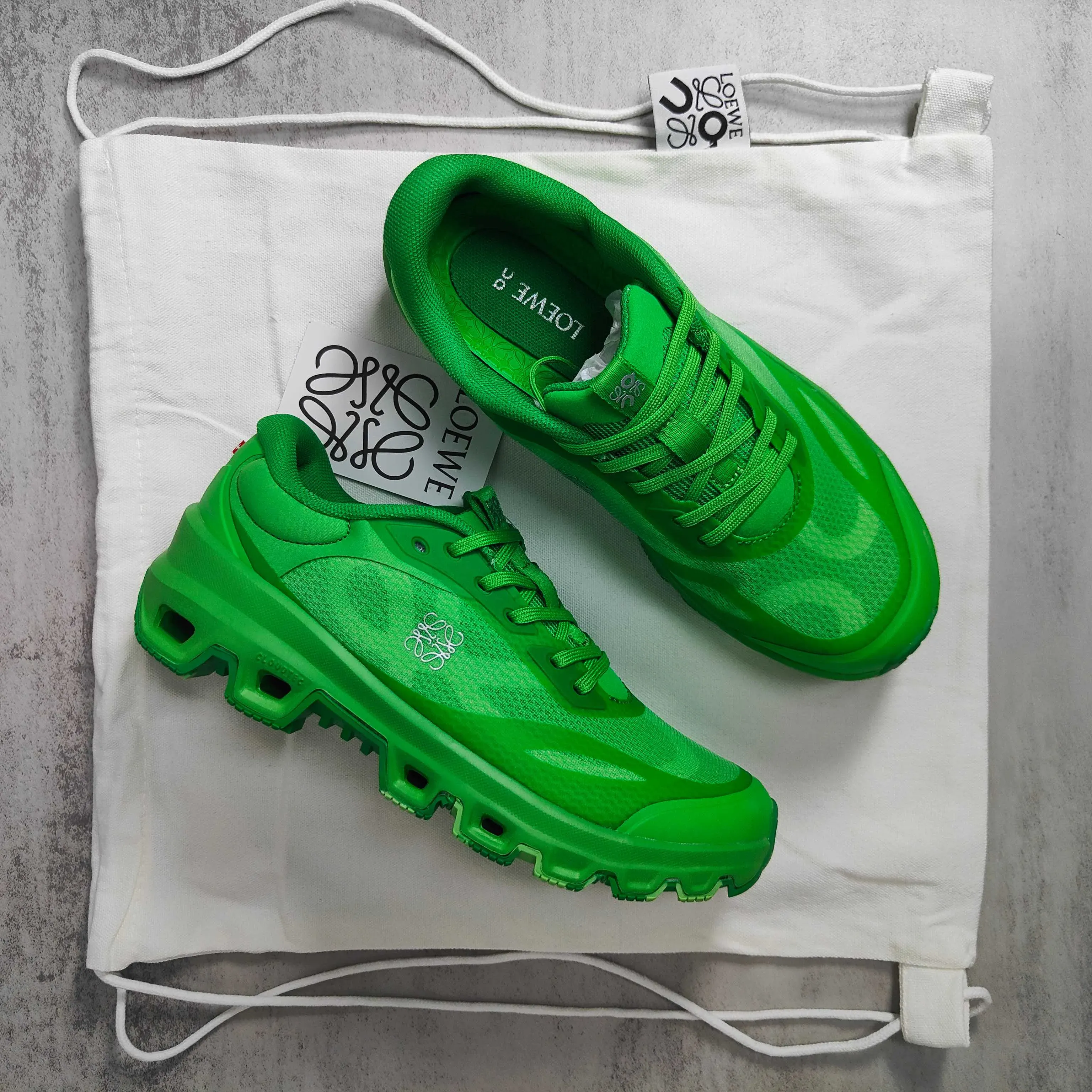 Кроссовки Женские Loewe 108329