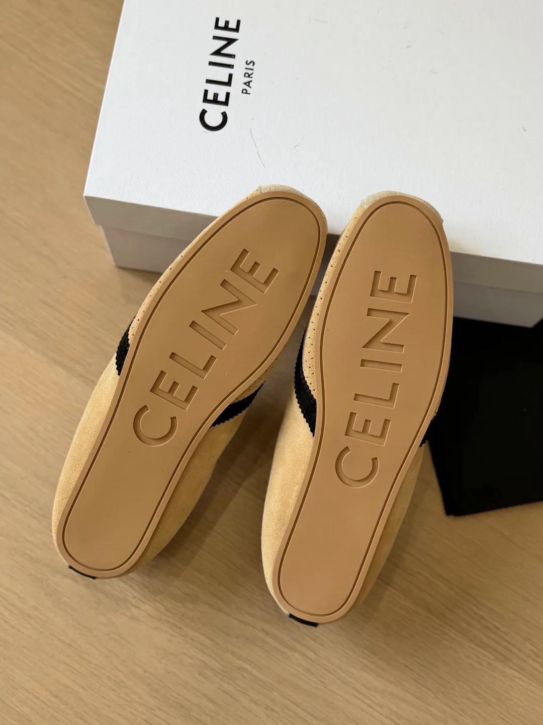 Кроссовки Женские Celine 18224059
