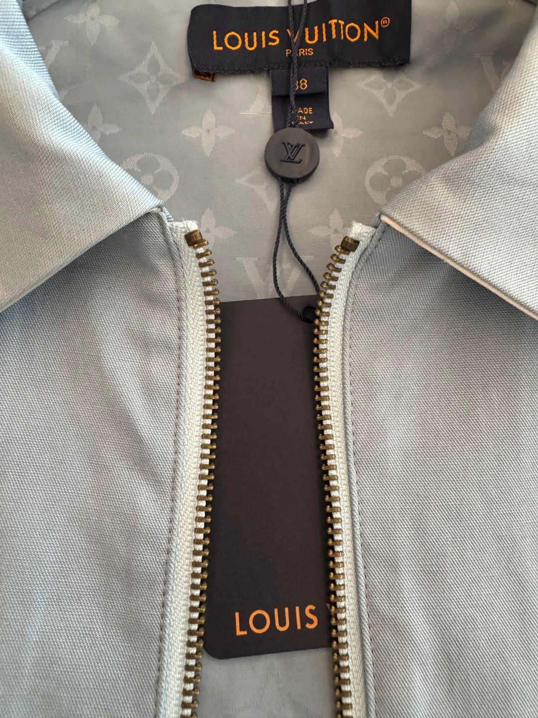 Куртки И Пуховики Женские Louis Vuitton 17463248
