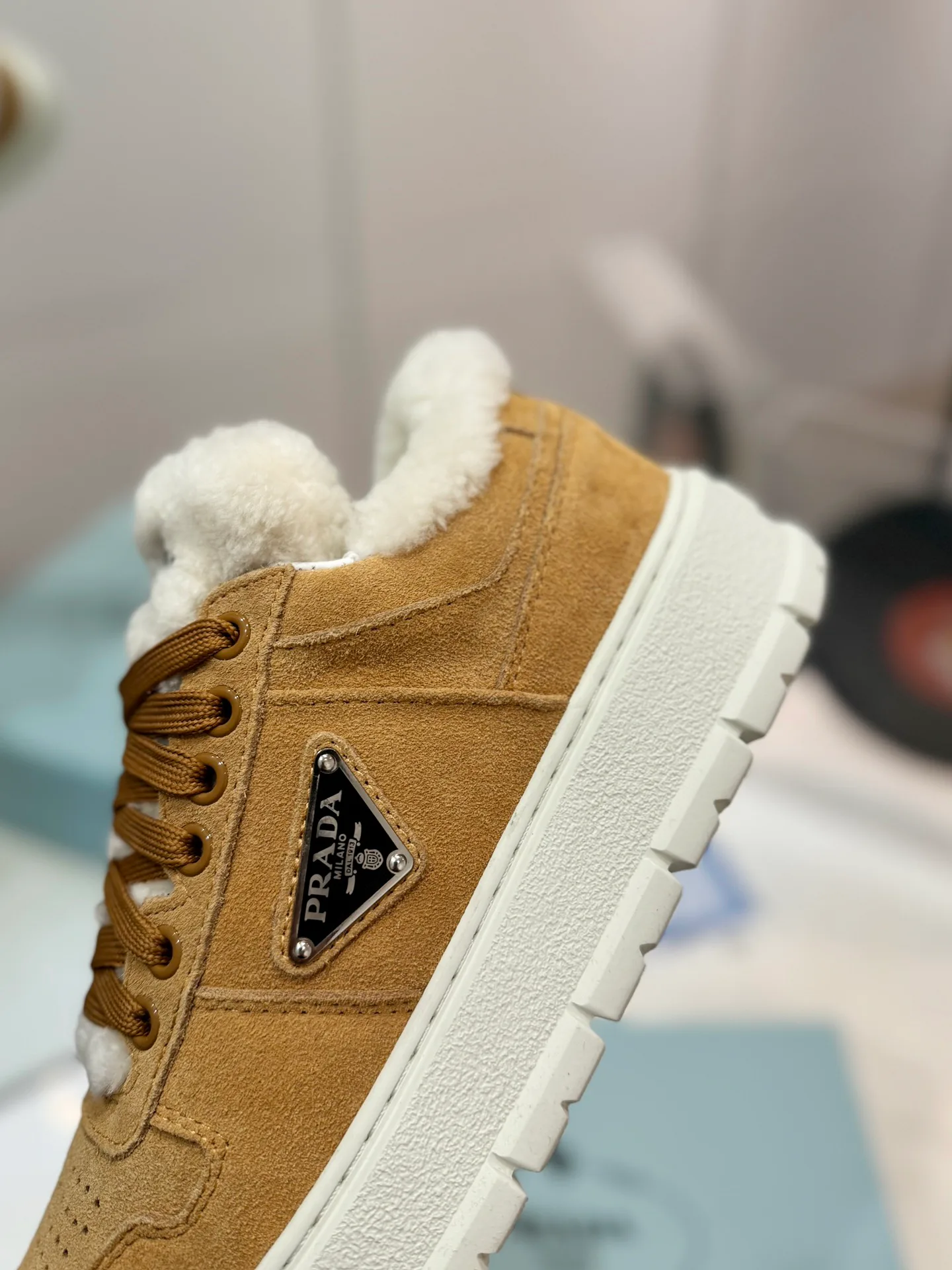 Кроссовки Женские Prada 20068658