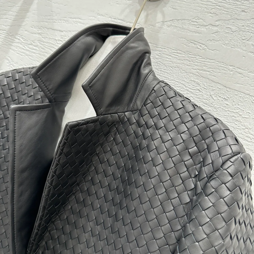 Кожаные Куртки И Дублёнки Женские Bottega Veneta 13309664