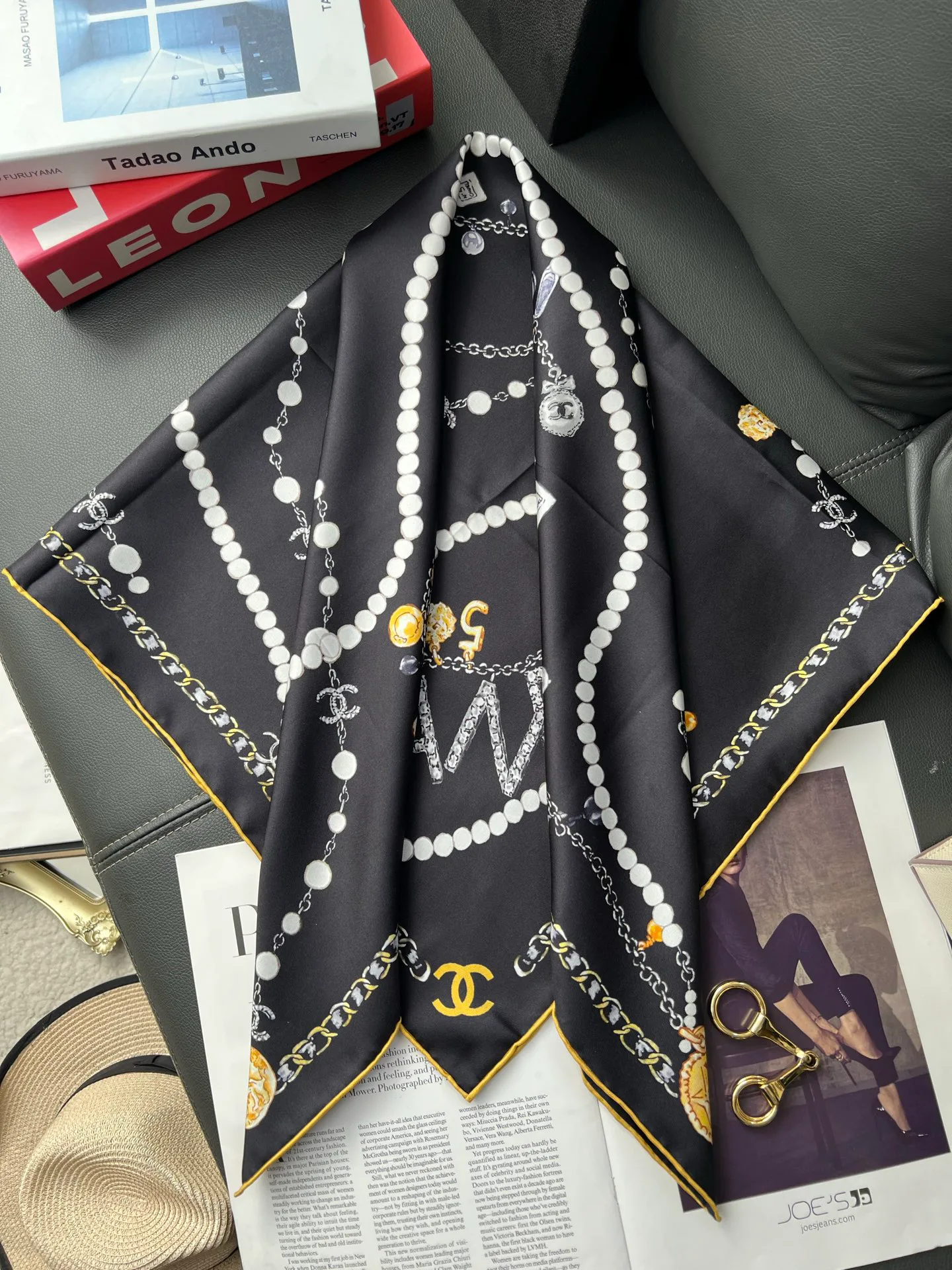 Платки Chanel 13416566