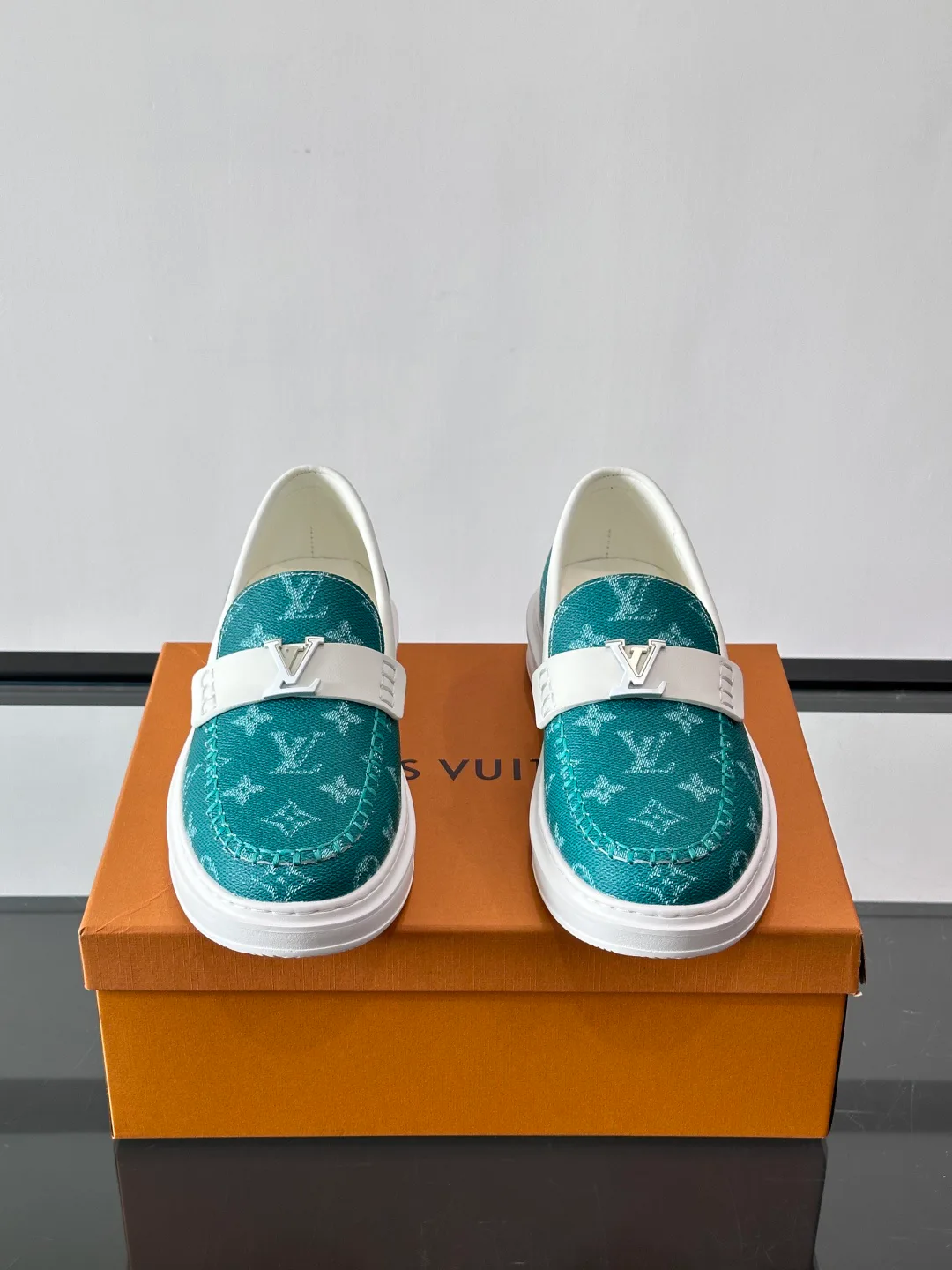 Слипоны Мужские Louis Vuitton 13562637