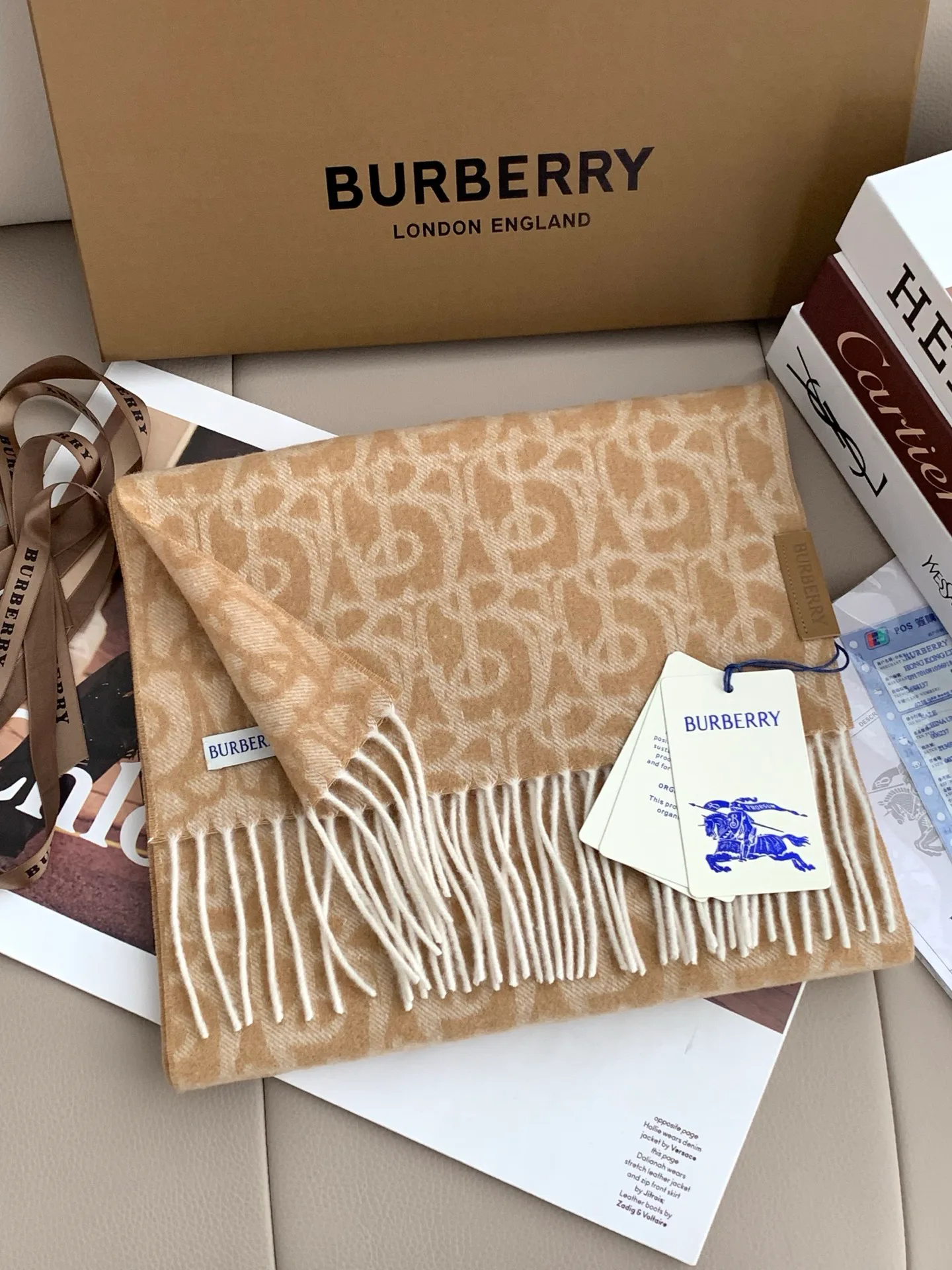 Шарфы Burberry 18222529
