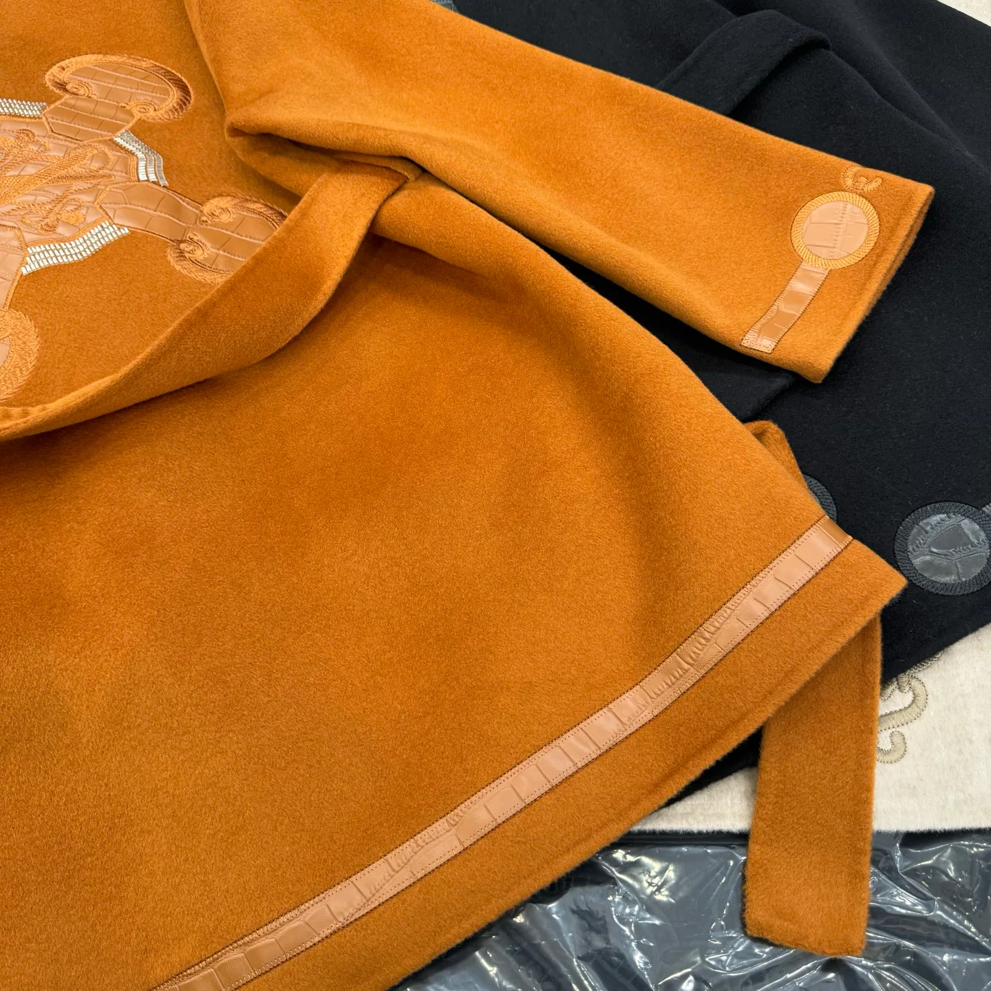 Пальто Женские Hermes 3901945