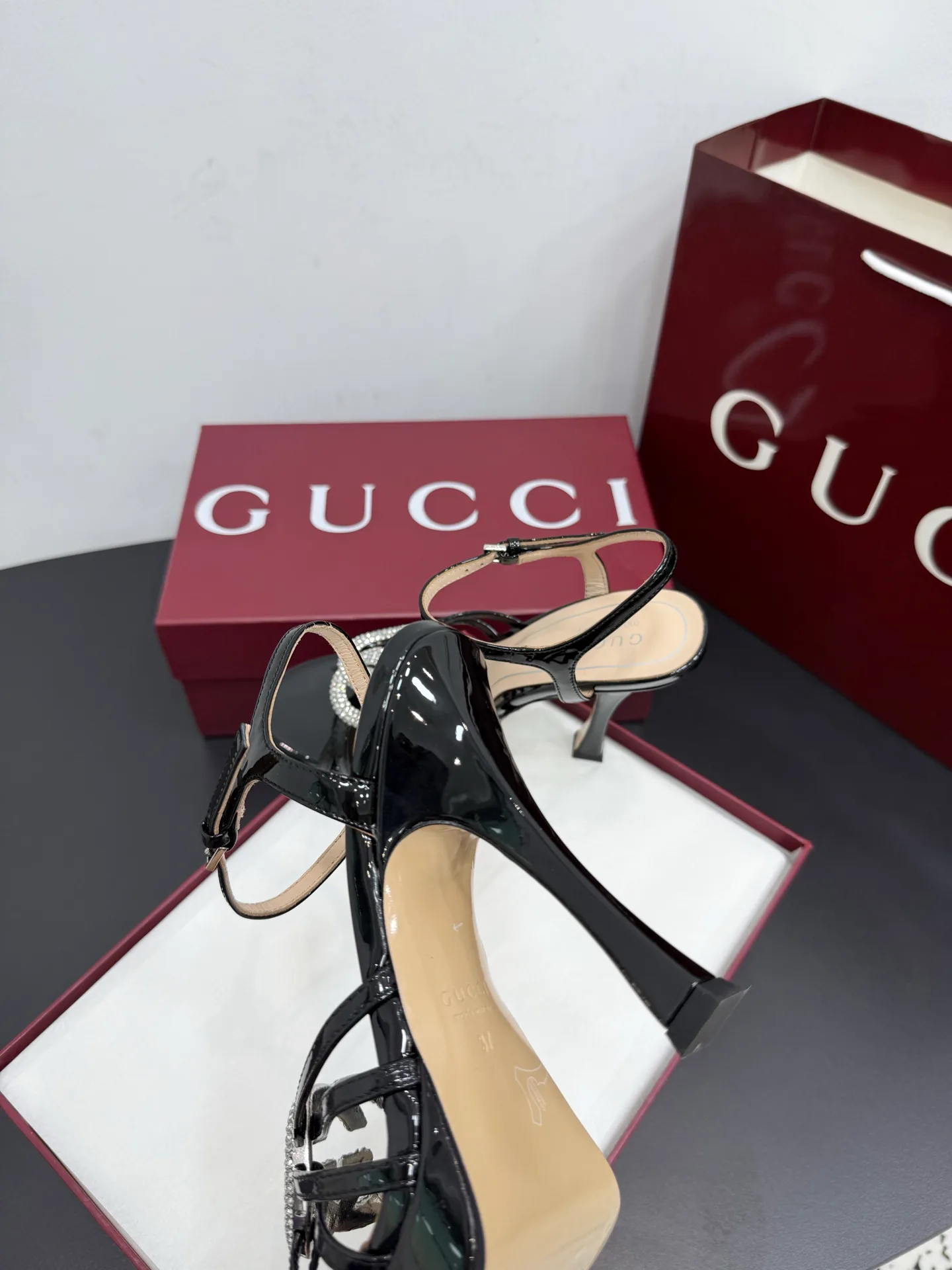 Босоножки Женские Gucci 457928