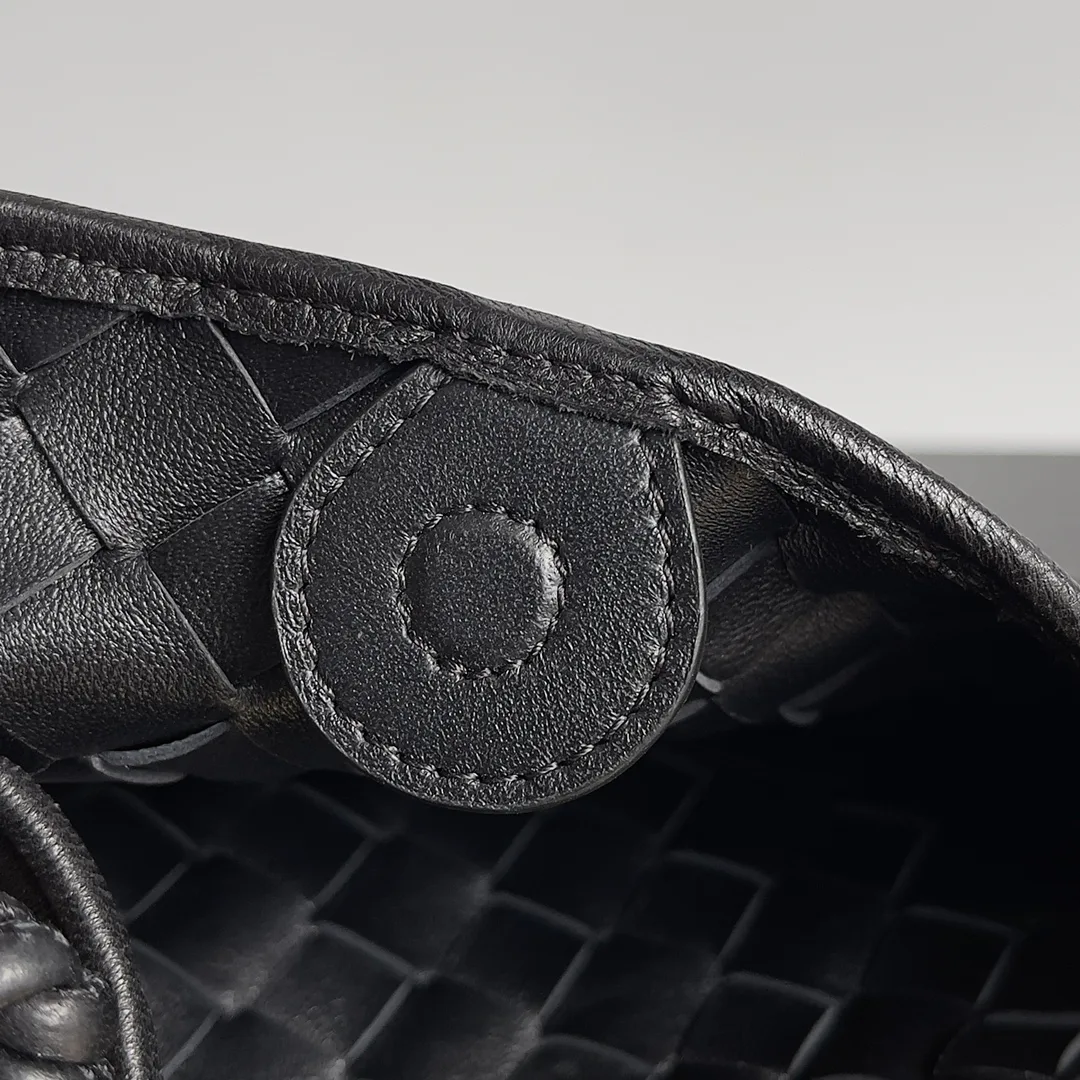 Сумки На Ремне Женские Bottega Veneta 12788330