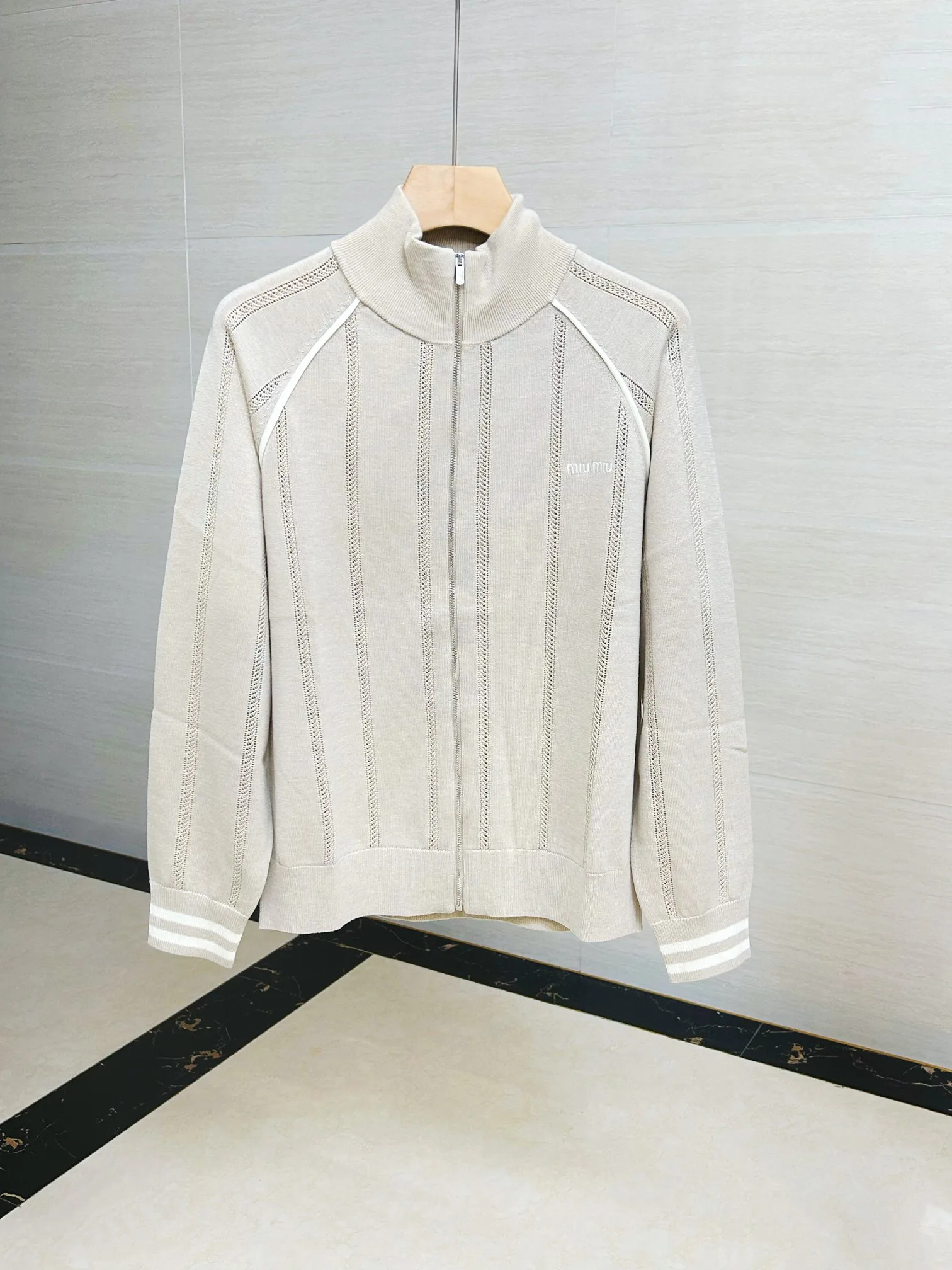 Джемперы Женские Miu Miu 135143