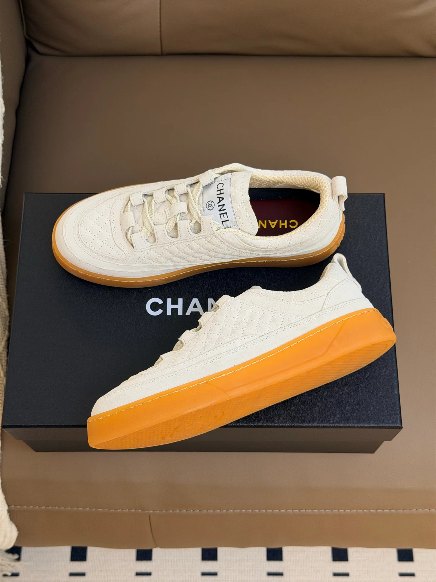 Кроссовки Женские Chanel 17510622