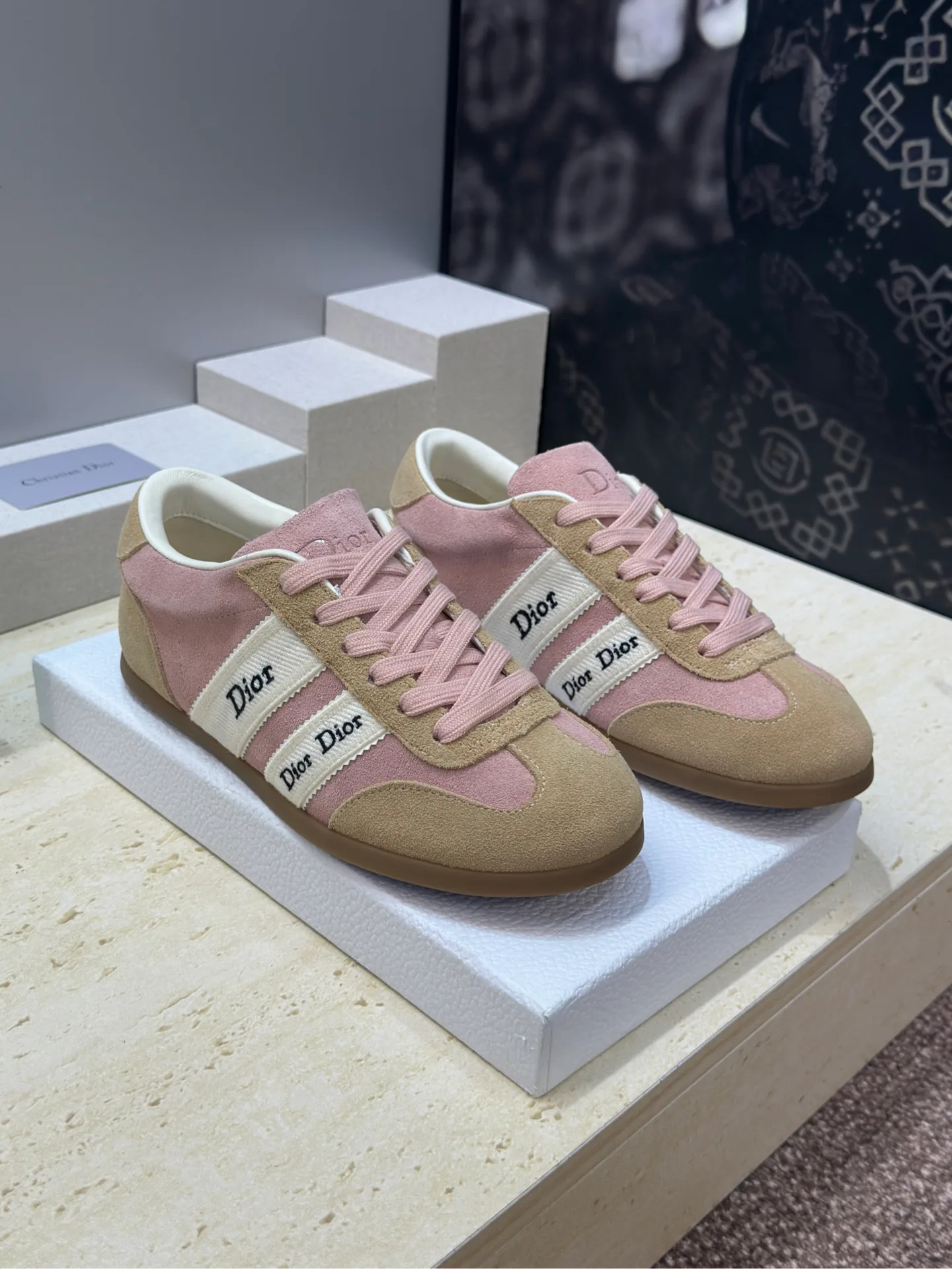 Кроссовки Женские Christian Dior 17612354