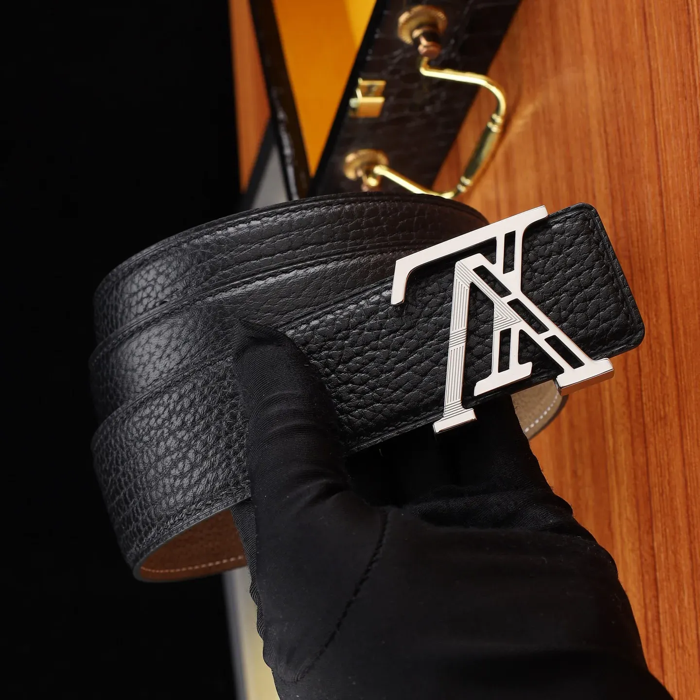 Ремни Женские Louis Vuitton 617173