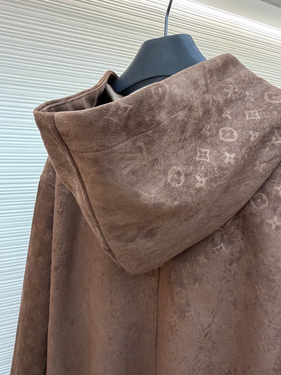 Куртки И Пуховики Мужские Louis Vuitton 1564960