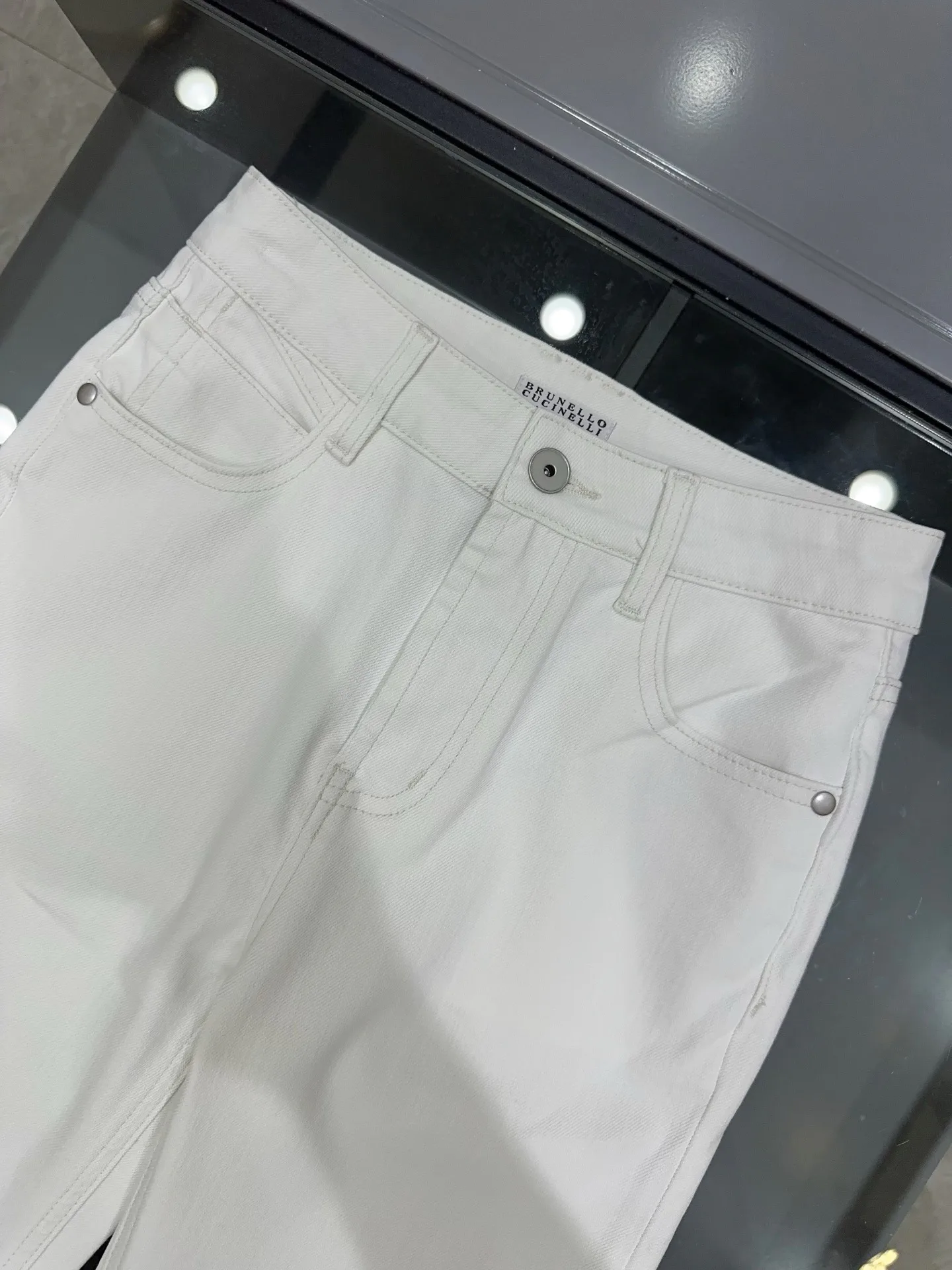 Джинсы Женские Brunello Cucinelli 11710993