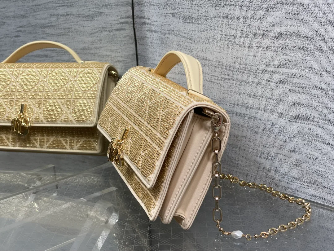 Клатчи Женские Christian Dior 11669056