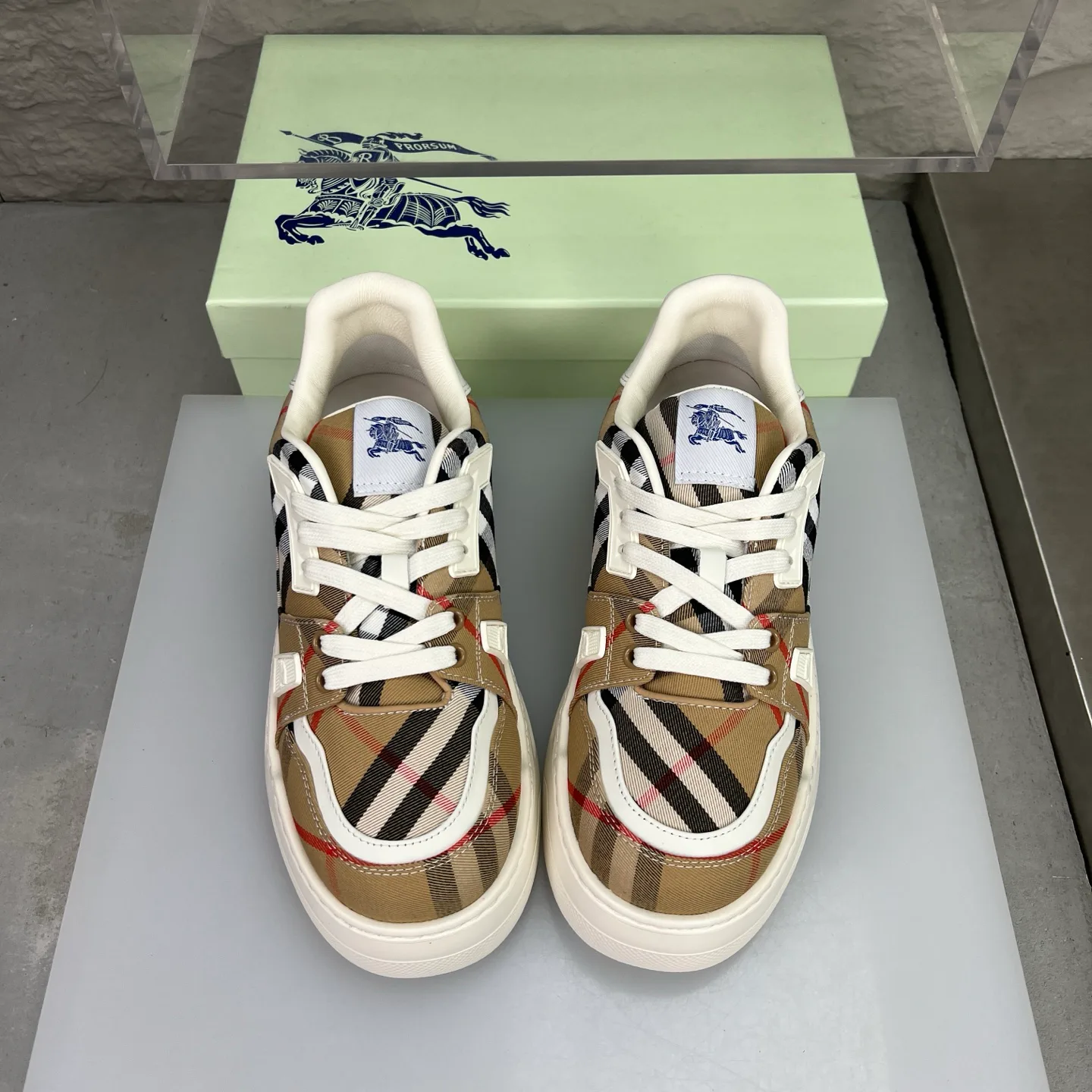 Кроссовки Мужские Burberry 11638115