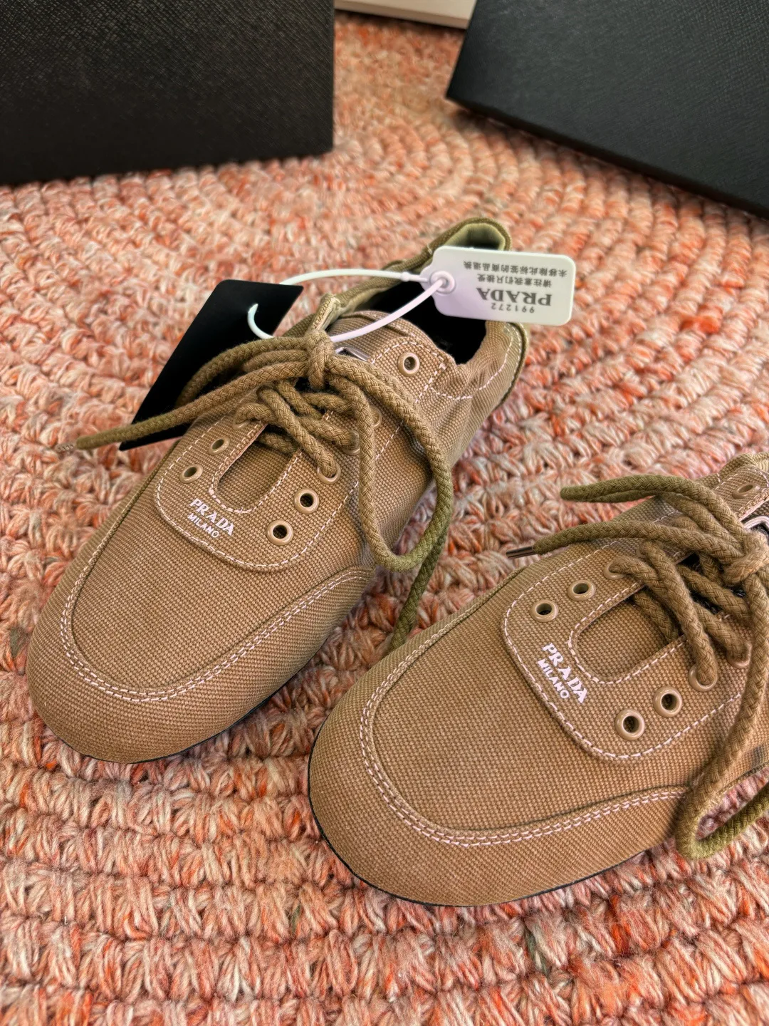 Кроссовки Женские Prada 10446948