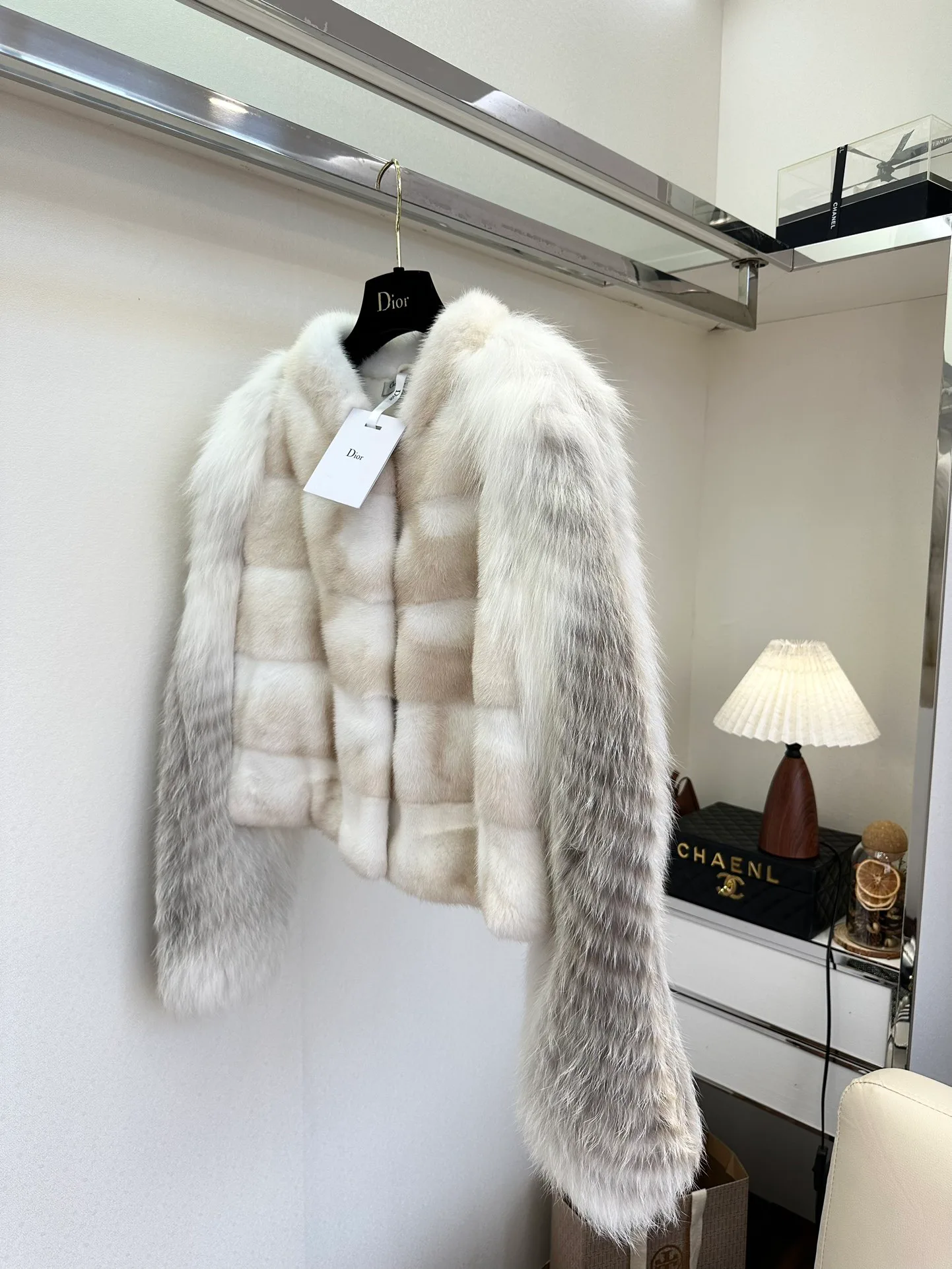 Шубы Женские Christian Dior 990625