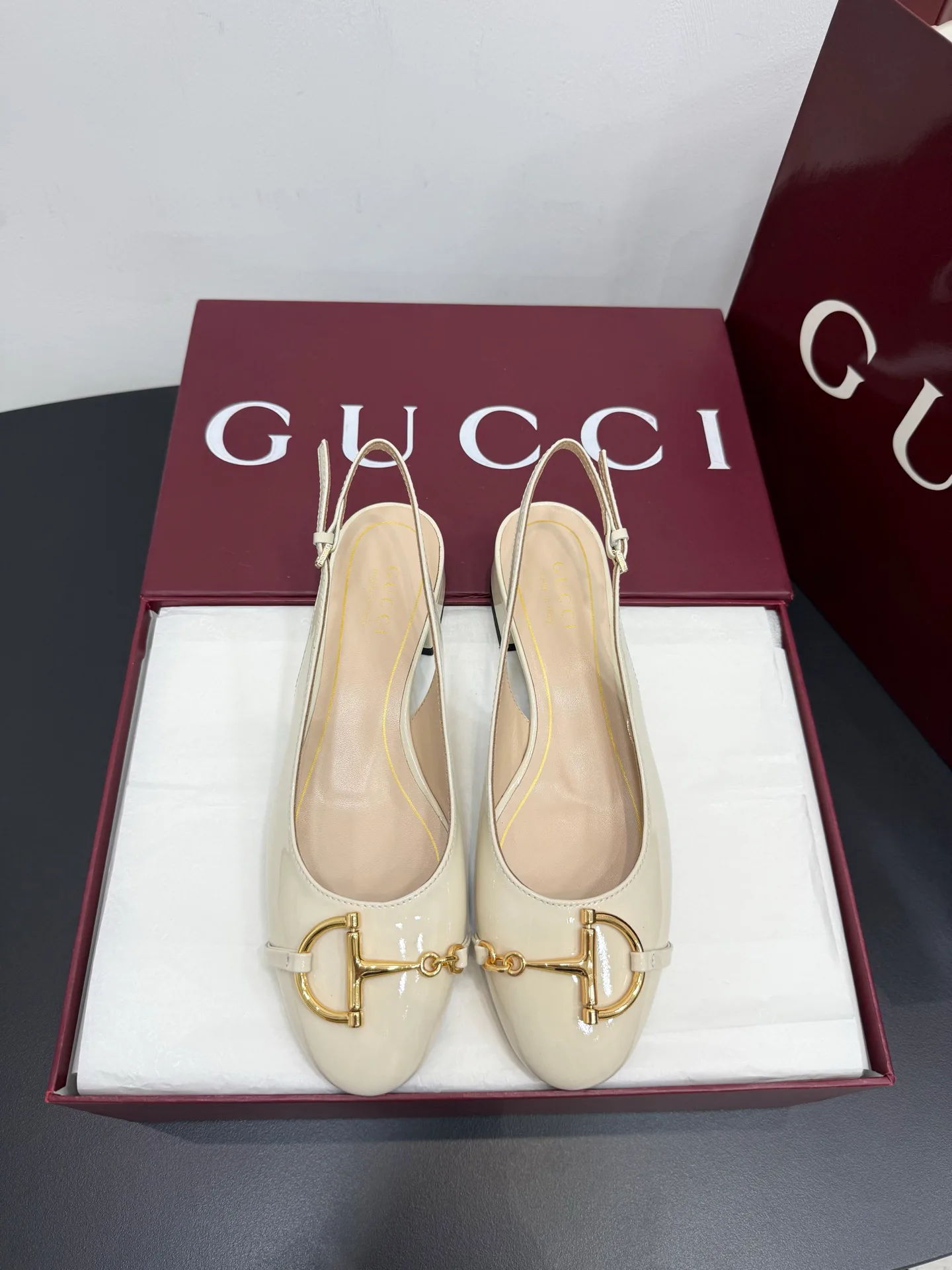 Туфли Женские Gucci 882897